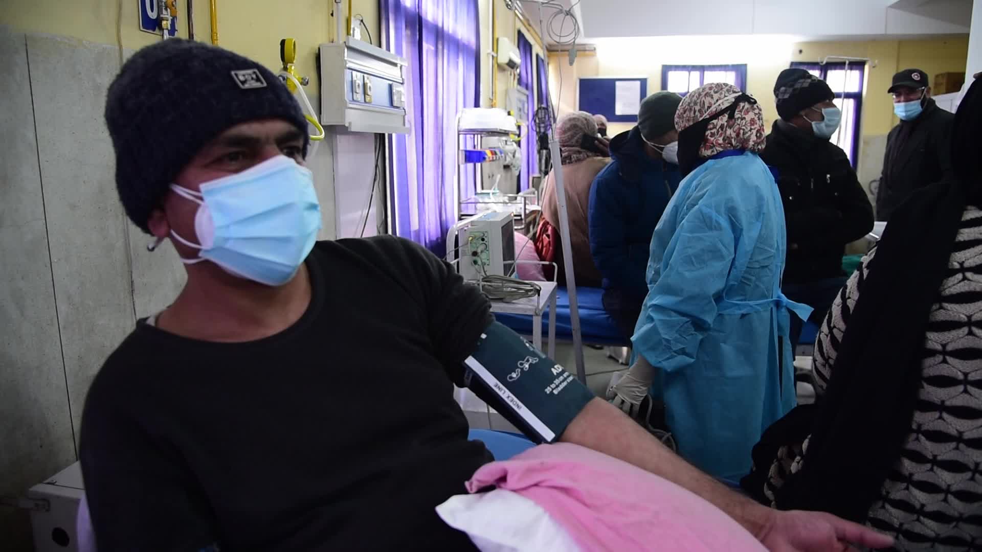 Coronavirus vaccination in Kashmir