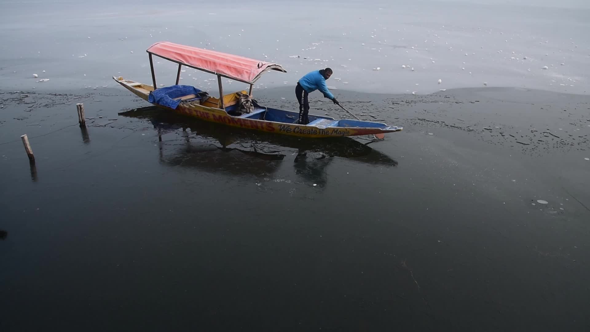 Srinagar records coldest night after 25 Years