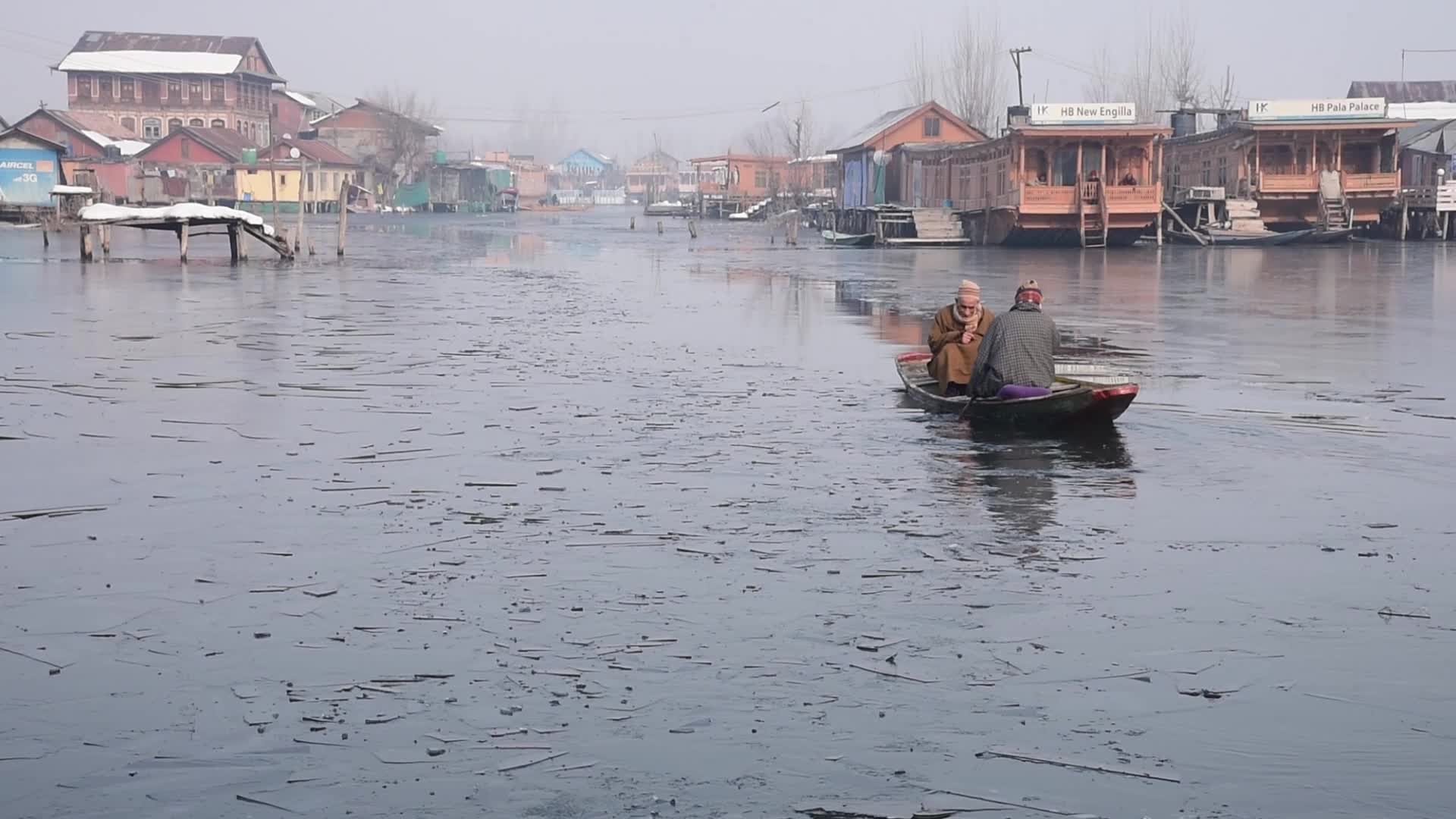 Srinagar records coldest night after 25 Years