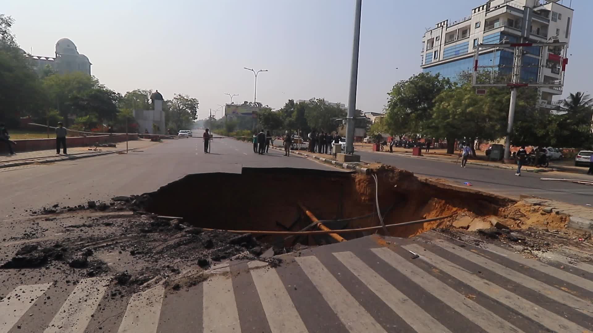 Road Collapsed In Jaipur