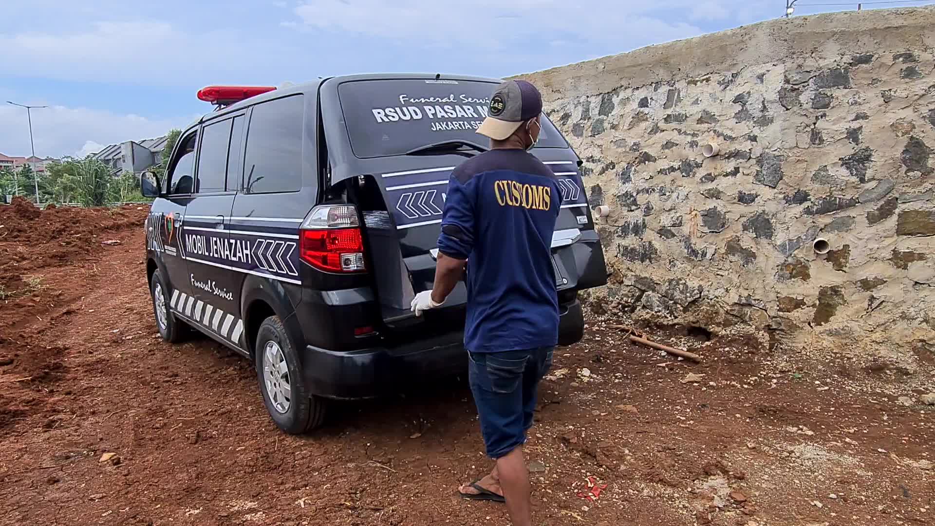 Burial of Covid-19 victims in Indonesia