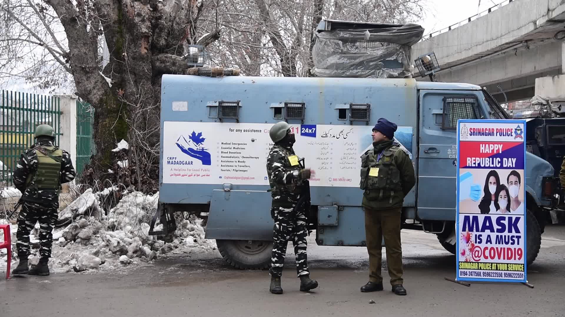 72nd Republic Day celebrated in Kashmir amid tight security