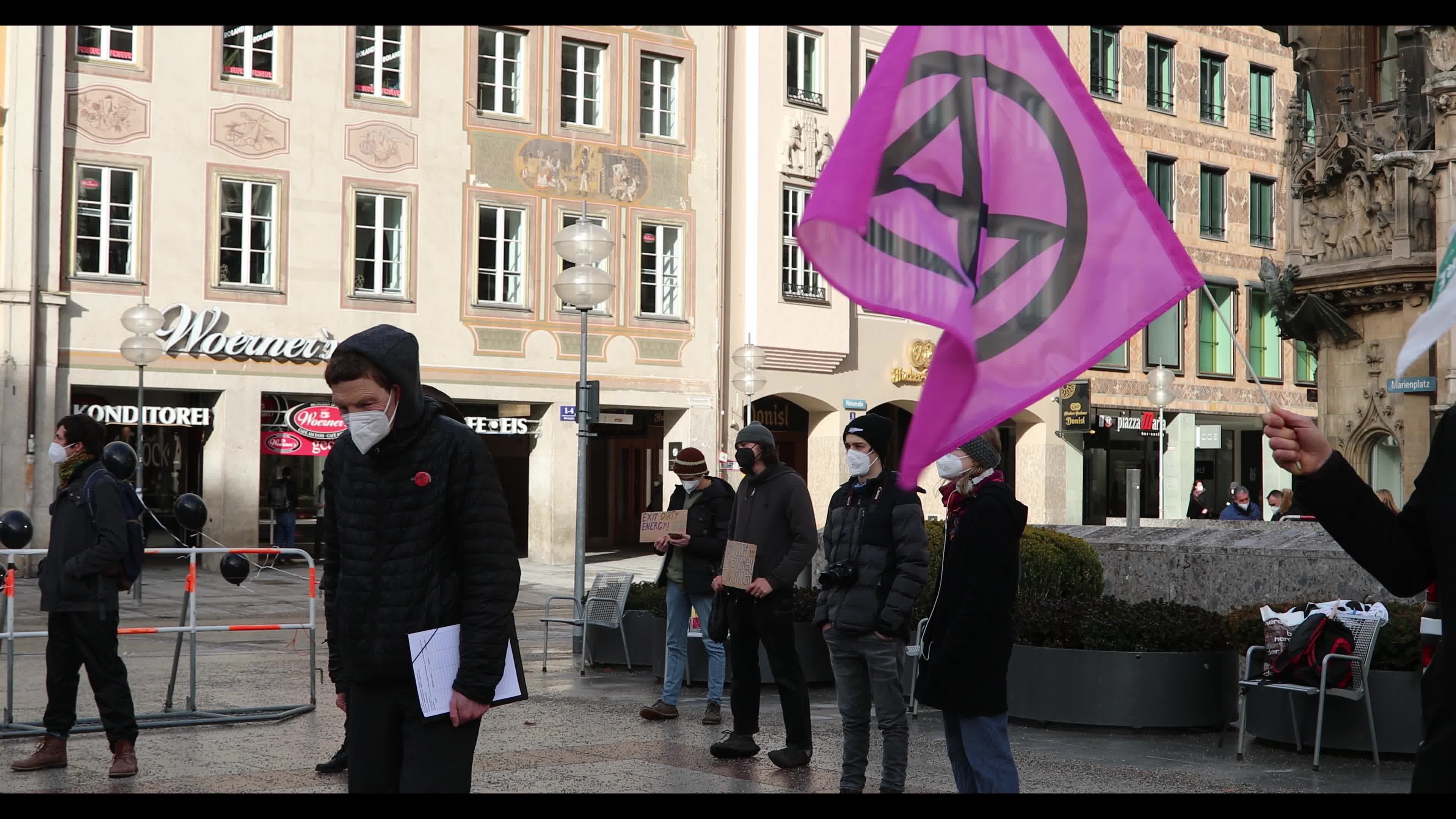 Extinction Rebellion protesting against Spirit Energy and a new natural gas power plant of the Munich public utilities