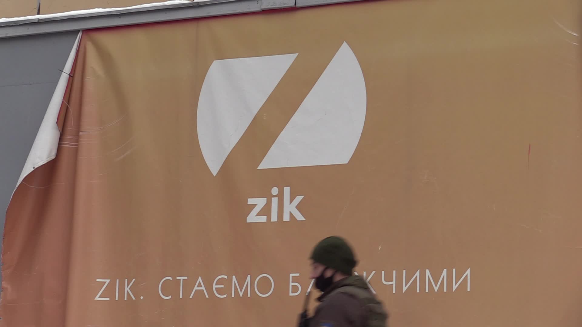 Ukrainian President bars 3 TV channels in Ukraine