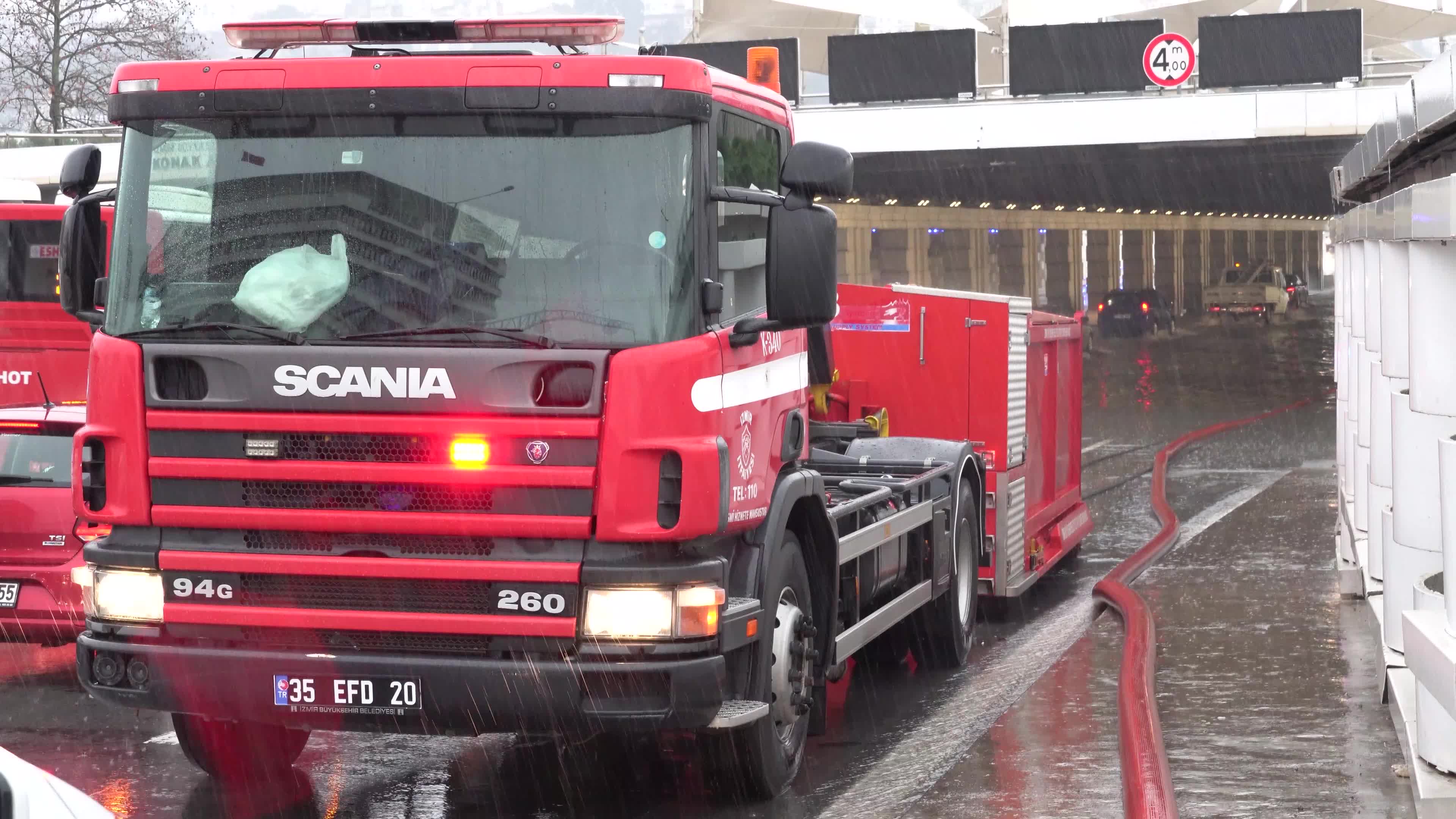 Heavy rainfall caused flooding and hit the Turkey's west side of city