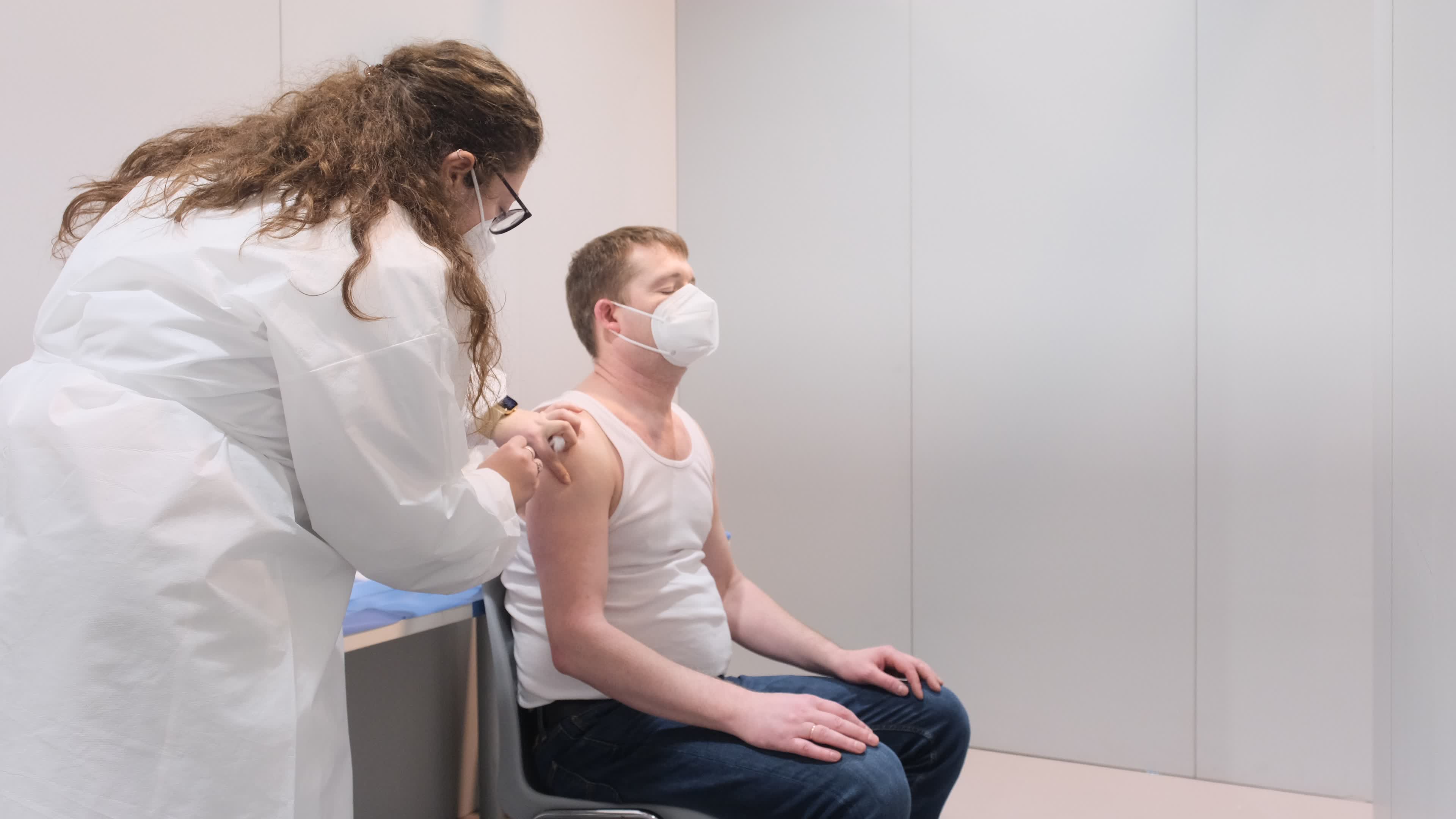 Covid-19 Vaccination For Healthcare and Private Sector In Padua