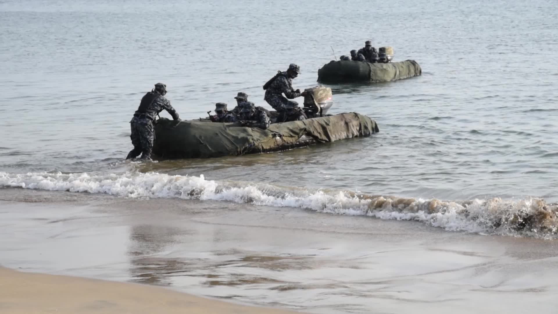 Sri Lankan Navy Marines during the 73rd Independence Day