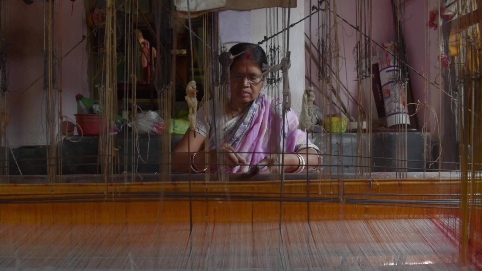 Making Of Tant Sari In West Bengal