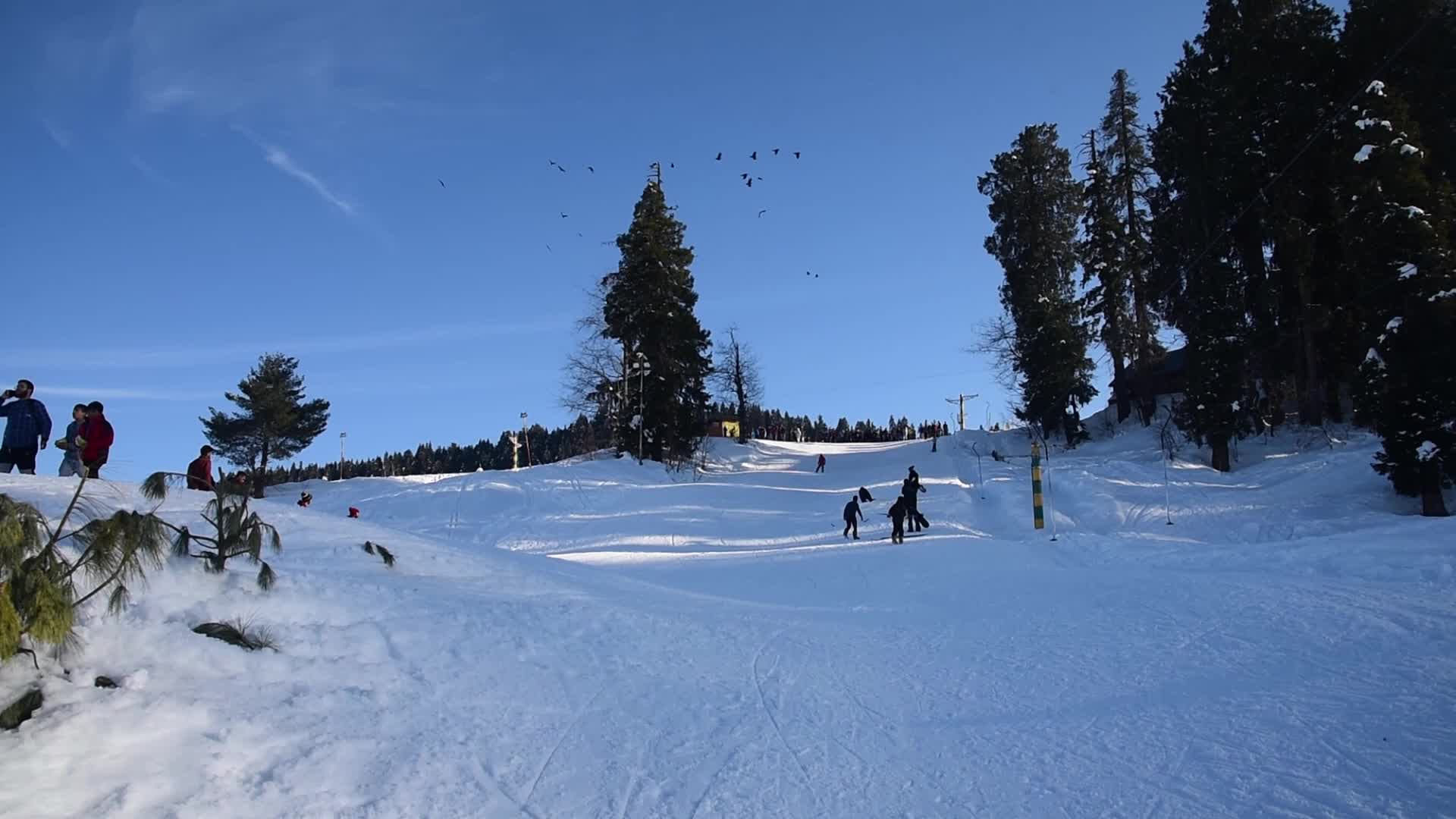 Skiing in Kashmir