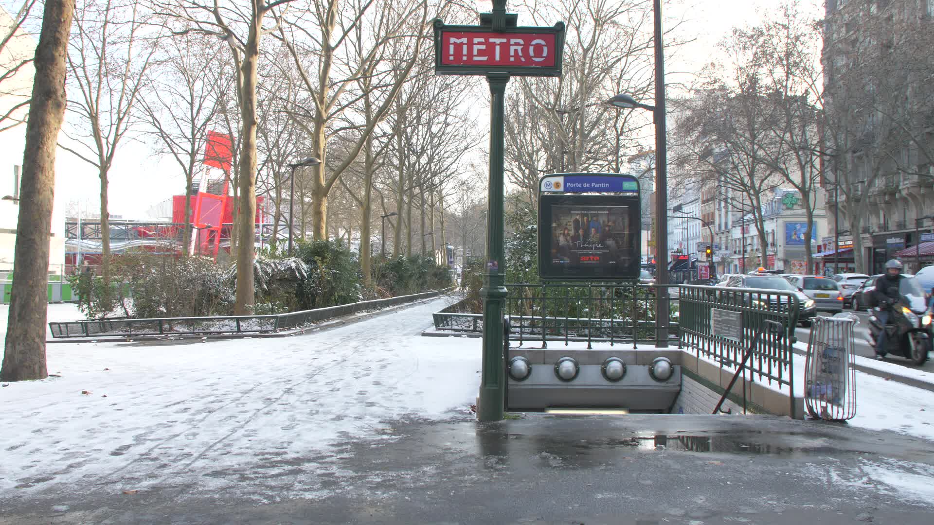 Paris and Ile-de-France under the snow
