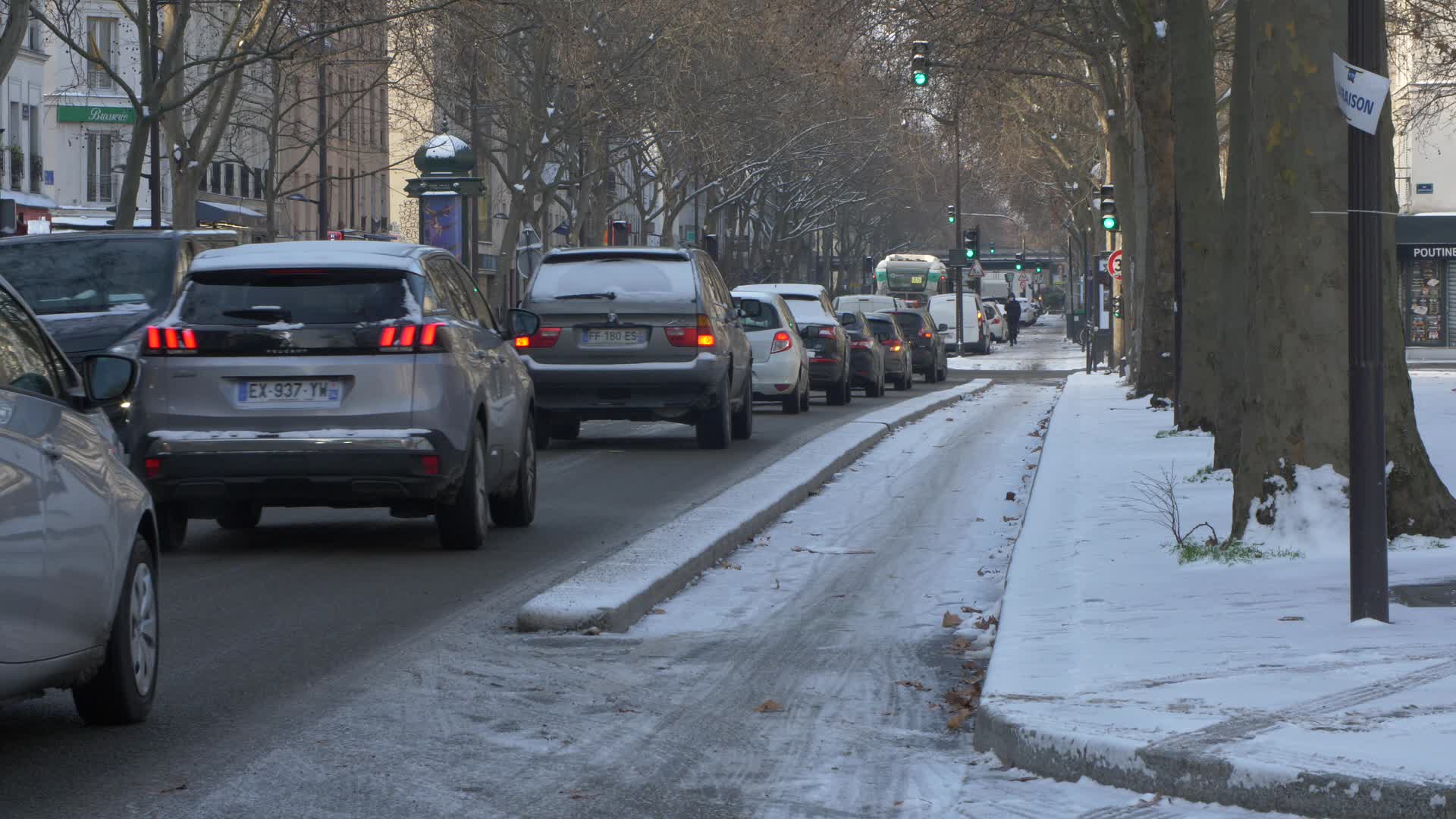 Paris and Ile-de-France under the snow