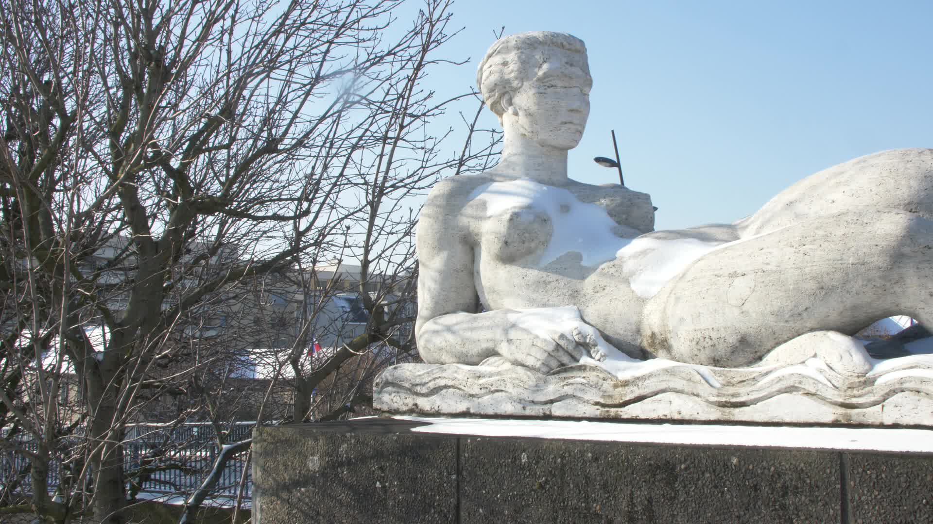 Paris and Ile-de-France under the snow