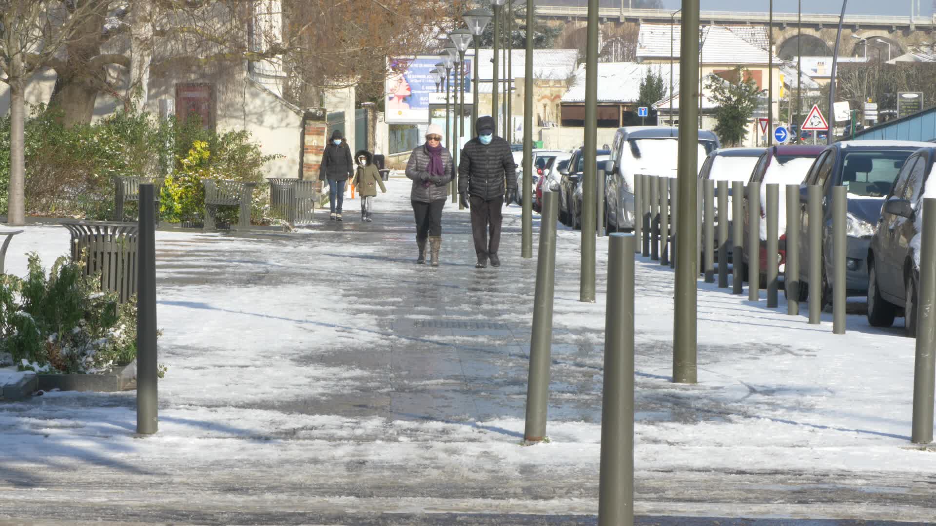 Paris and Ile-de-France under the snow