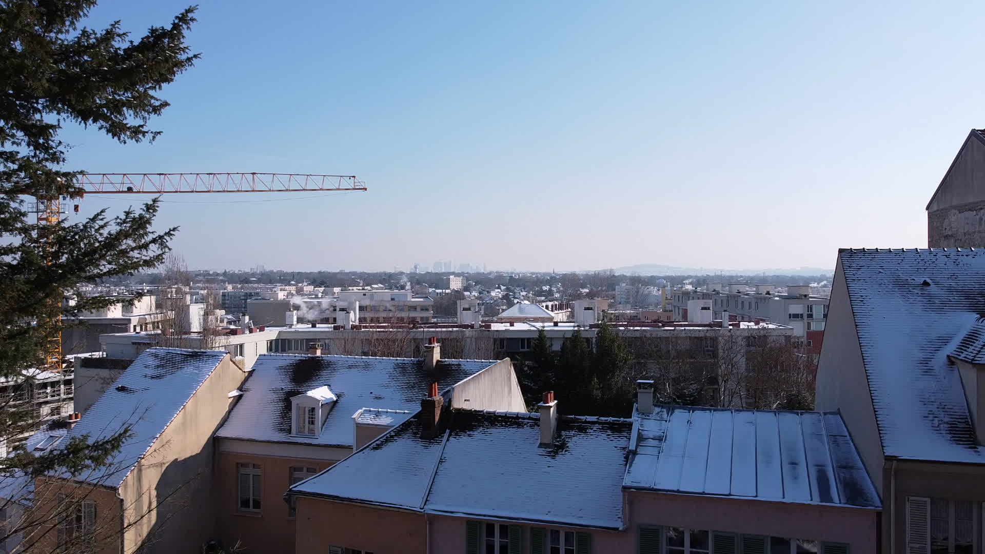 Paris and Ile-de-France under the snow