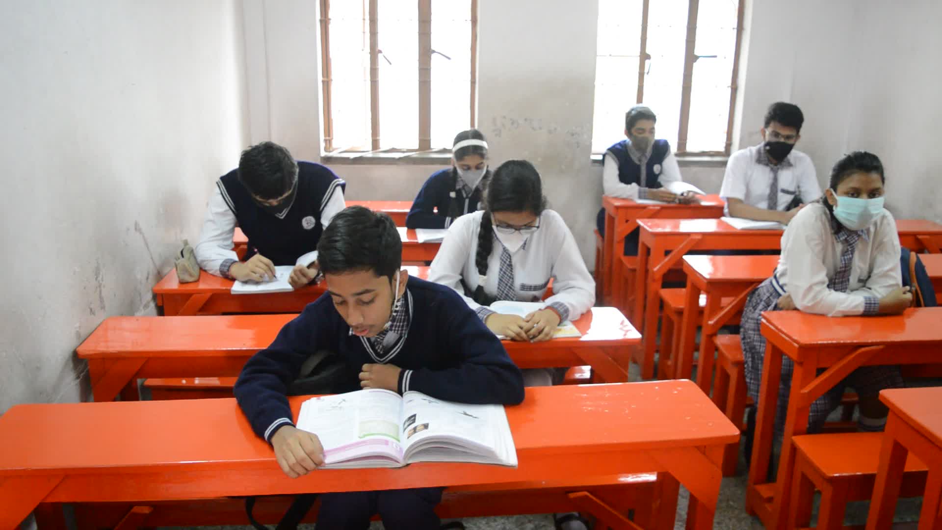 Schools reopen after 11 months in Kolkata