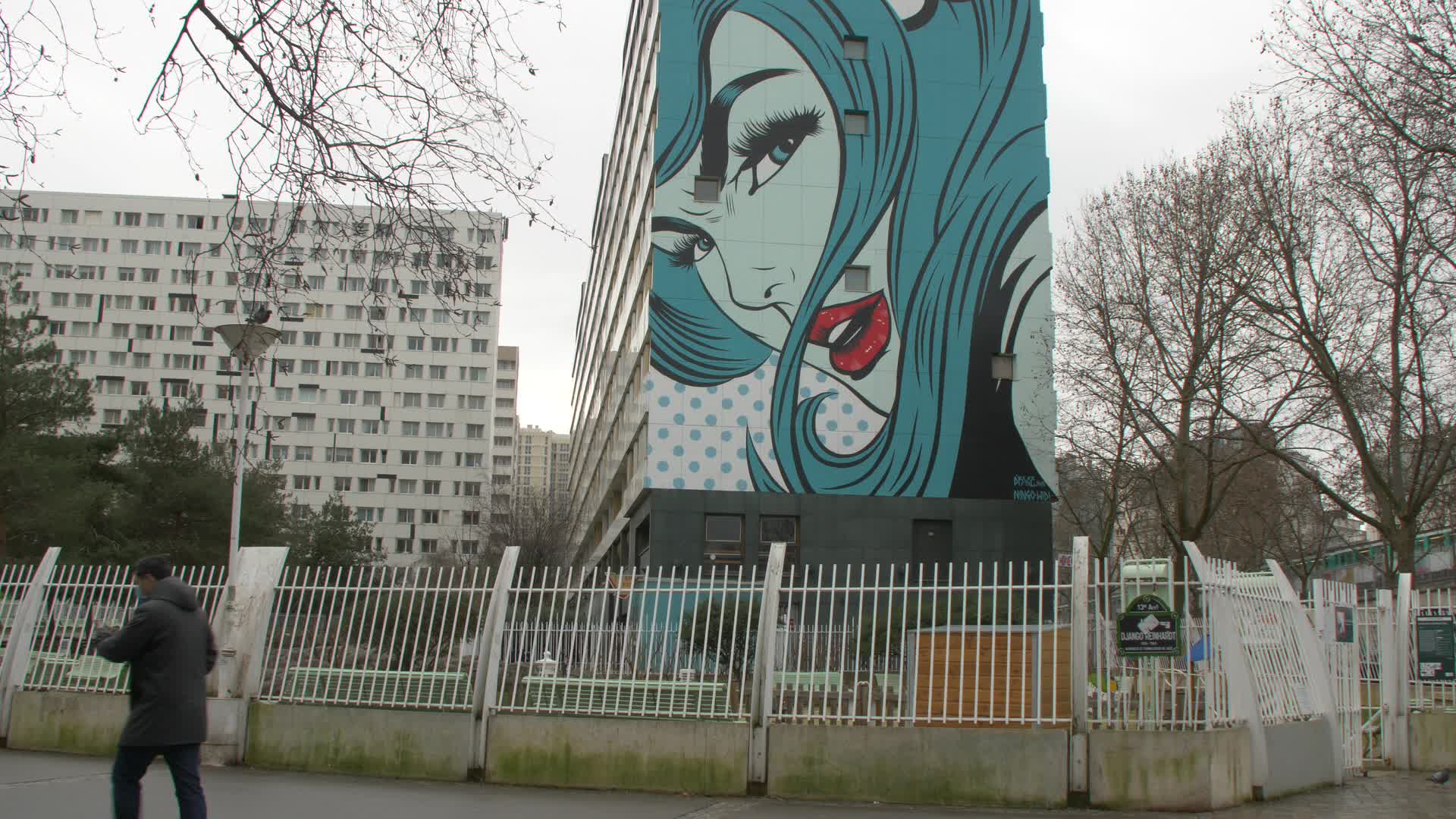The tears of the Parisian Marianne signed by Obey