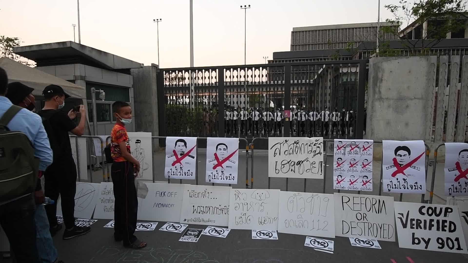 Protest outside the parliament after Thai prime minister survives no-confidence vote