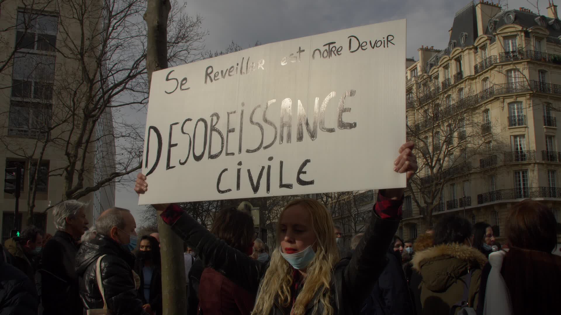 French right protests against anti-covid restrictions measures