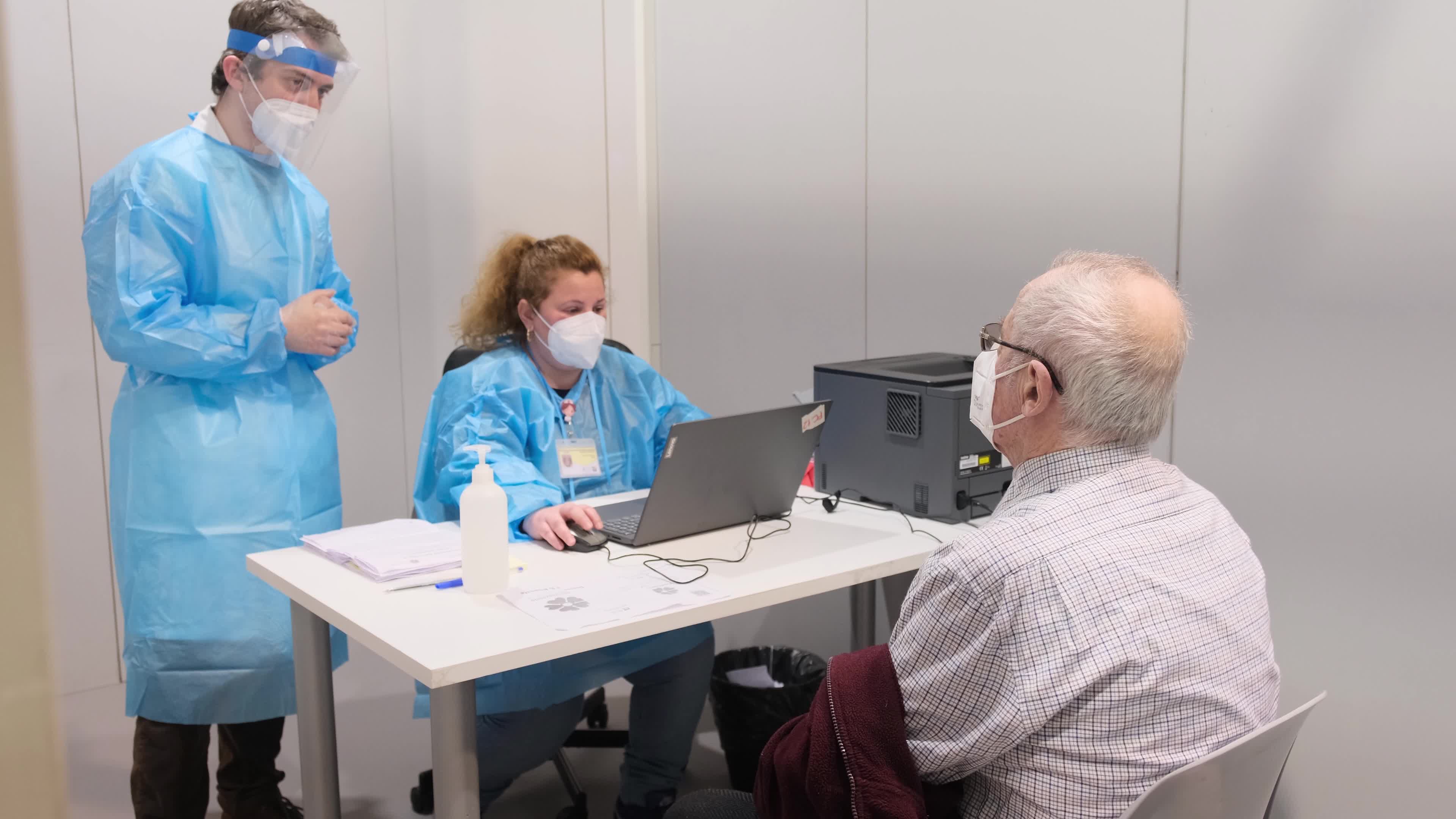 COVID-19 (Coronavirus) Vaccinations against Covid19 with Pfizer-BioNTech vaccine for the elderly Over 80 in Padua