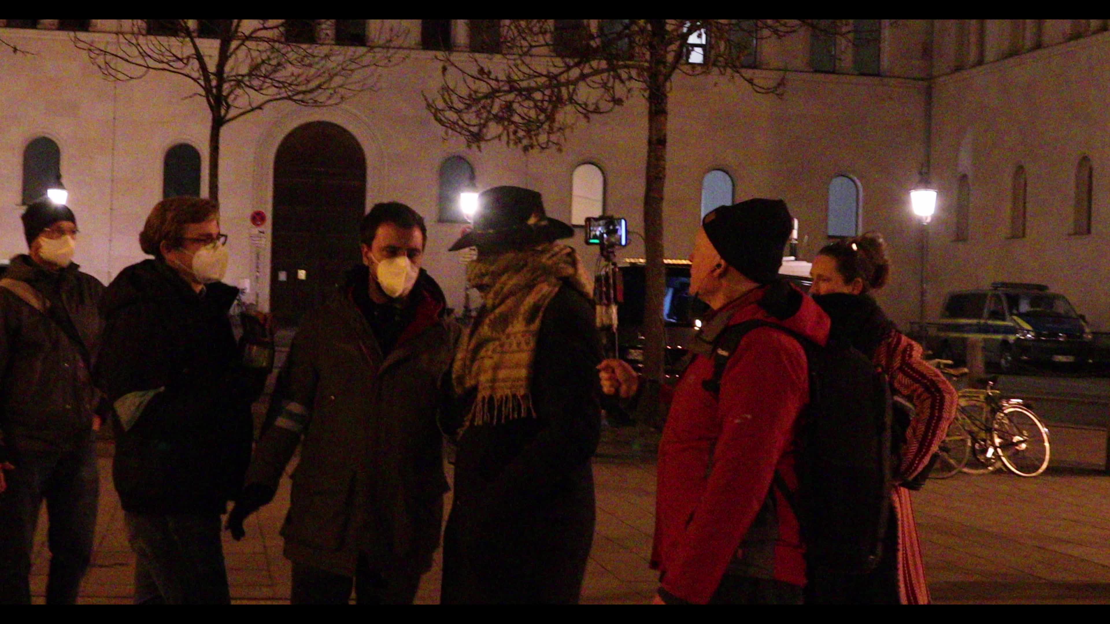 Querdenken protest: activists instrumentalize the Weisse Rose