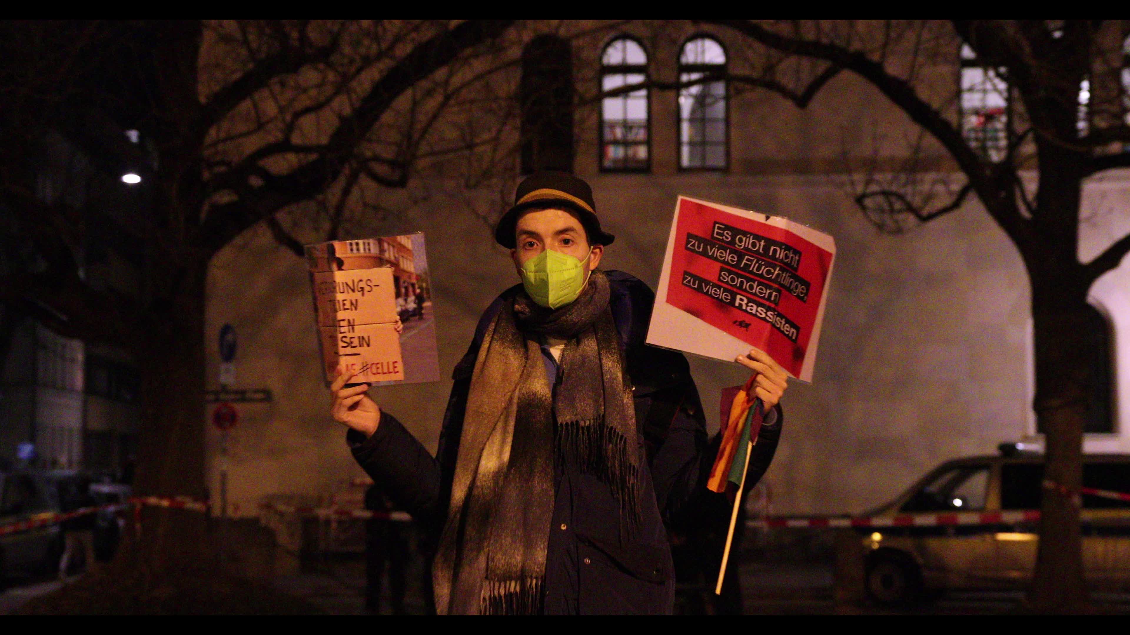 Querdenken protest: activists instrumentalize the Weisse Rose