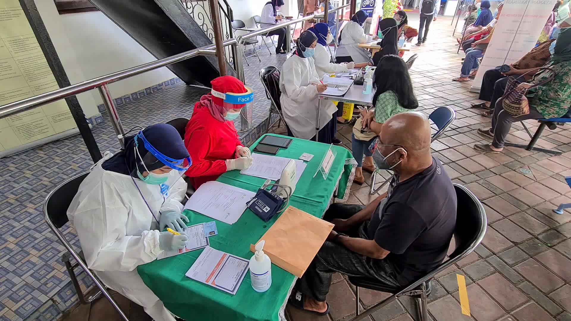 Coronavirus vaccination for elderly in Indonesia