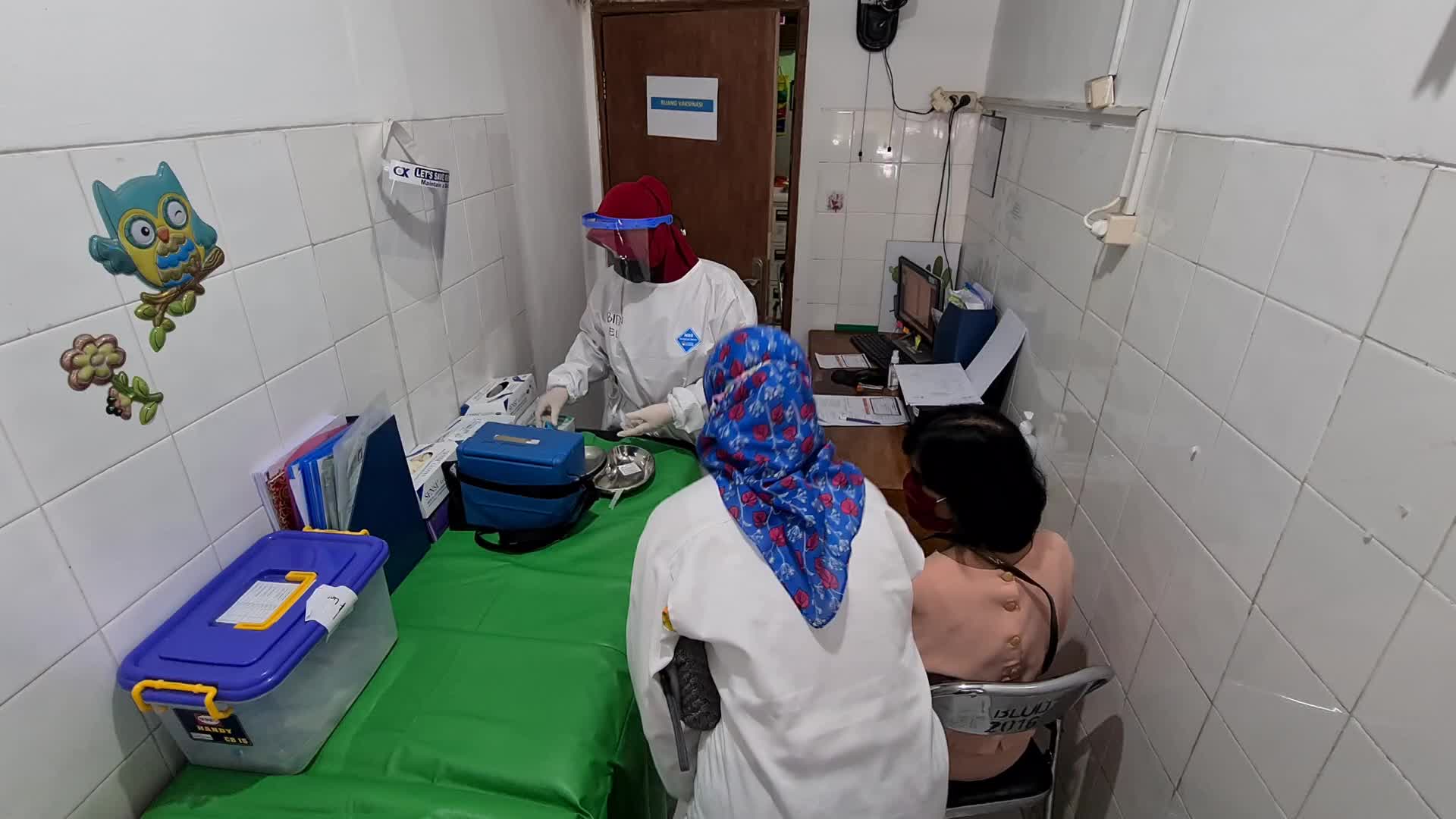Coronavirus vaccination for elderly in Indonesia
