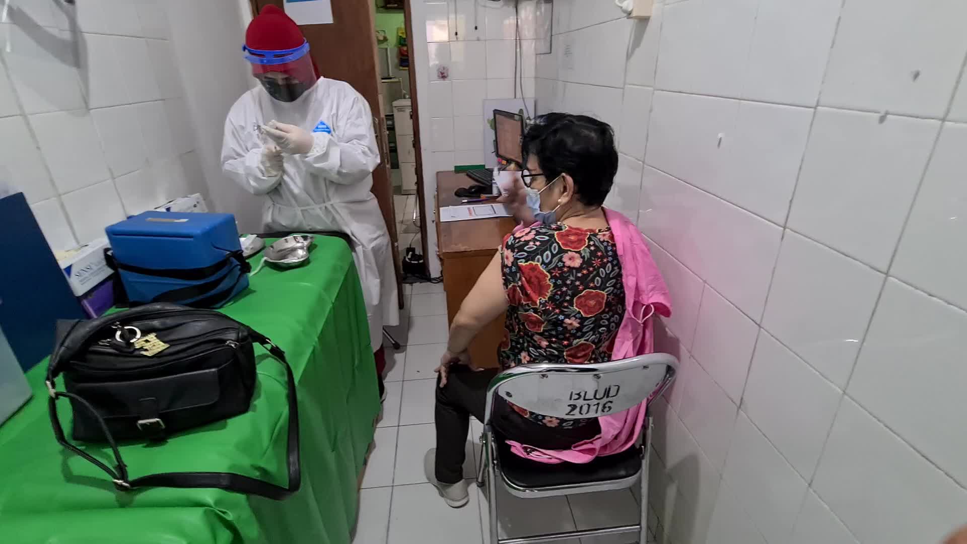 Coronavirus vaccination for elderly in Indonesia