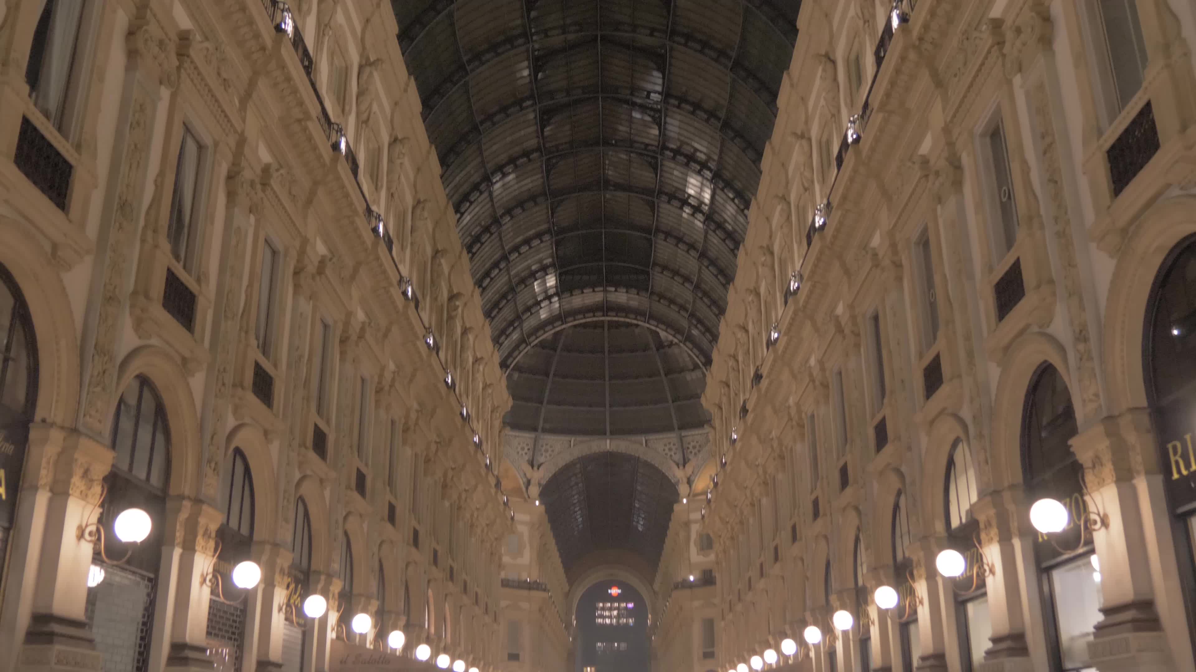 Daily life in Milan amid the Covid-19 pandemic