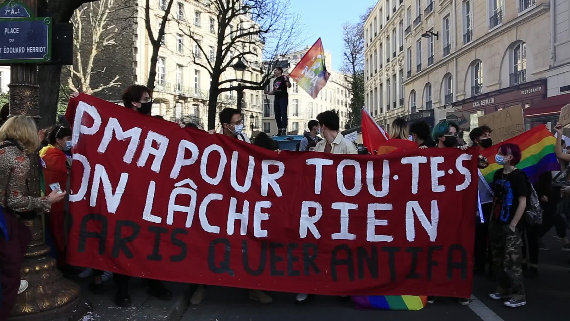 Demonstration to ask for the Medically Assisted Reproduction for all in Paris