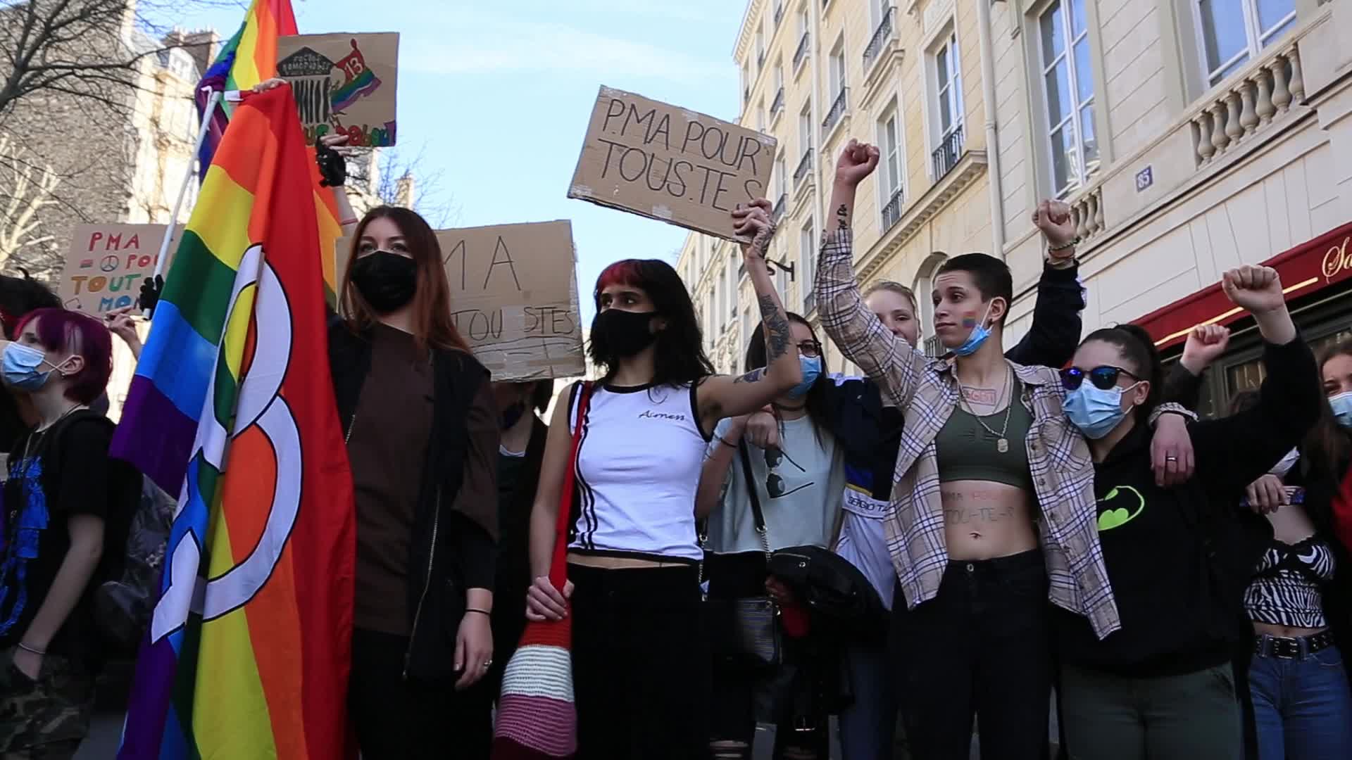 Demonstration to ask for the Medically Assisted Reproduction for all in Paris