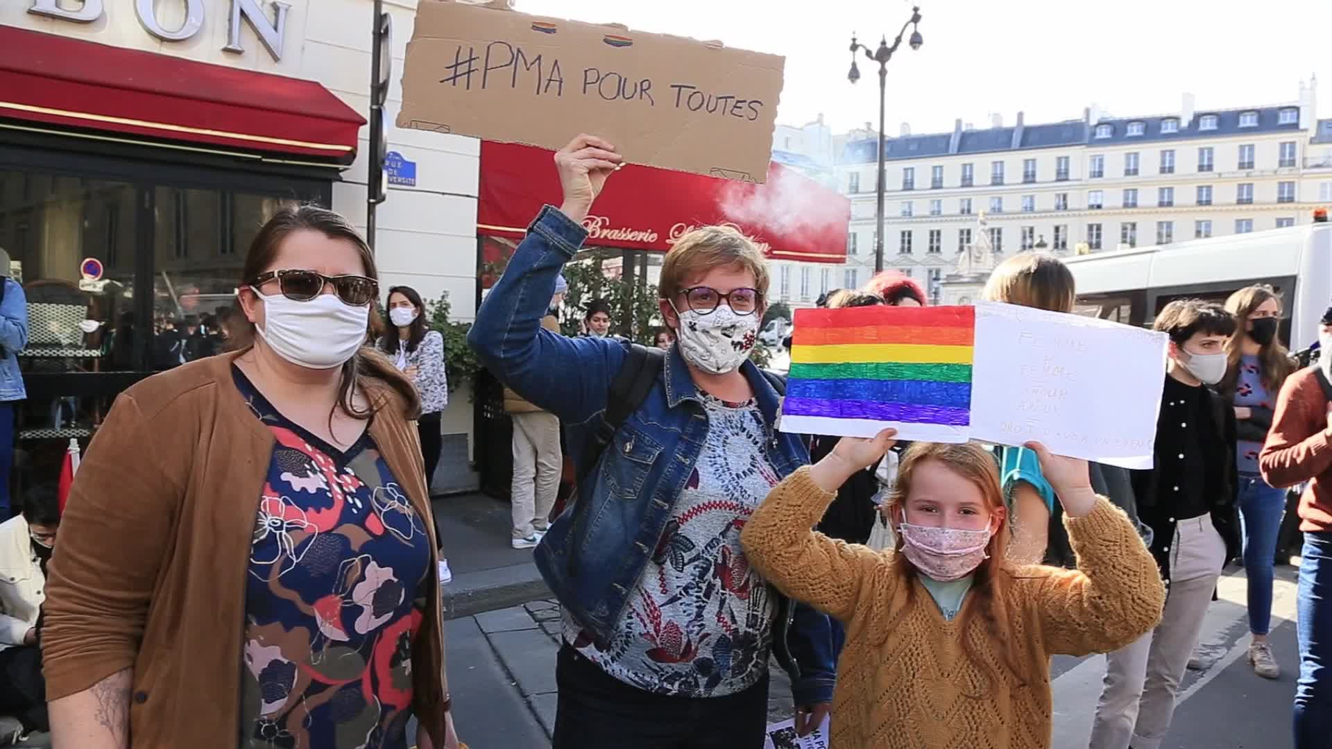Demonstration to ask for the Medically Assisted Reproduction for all in Paris