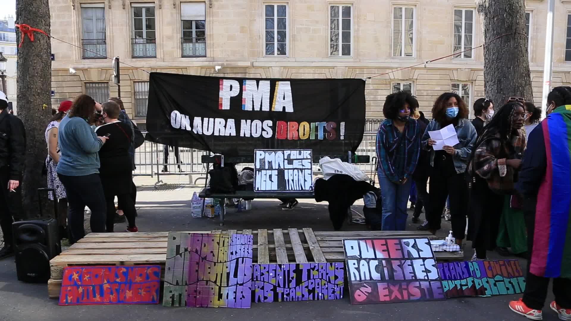 Demonstration to ask for the Medically Assisted Reproduction for all in Paris