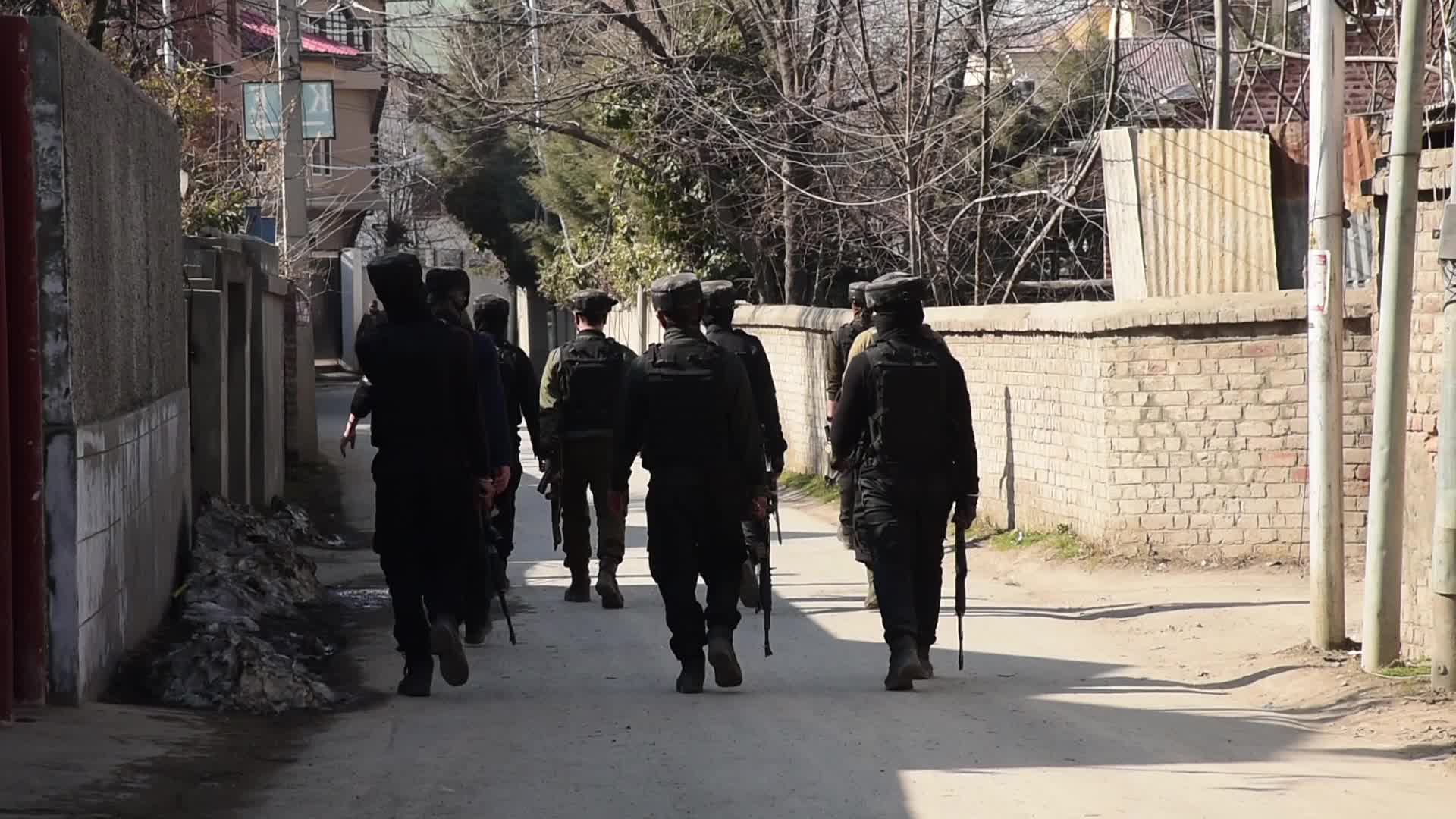 3 policemen, 3 militants killed in 3 encounters in Kashmir