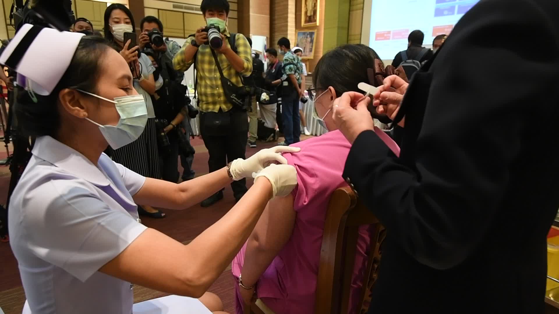 First batch of Sinovac Covid-19 vaccines administered to health workers in Thailand