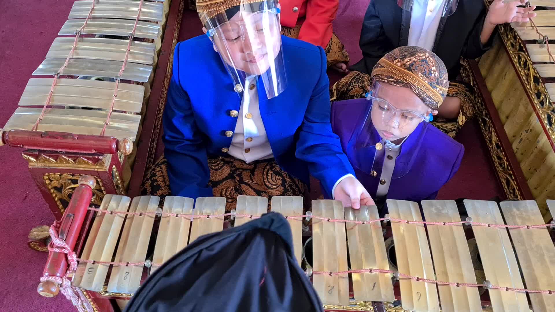 Puppets school in Indonesia amid the Covid-19