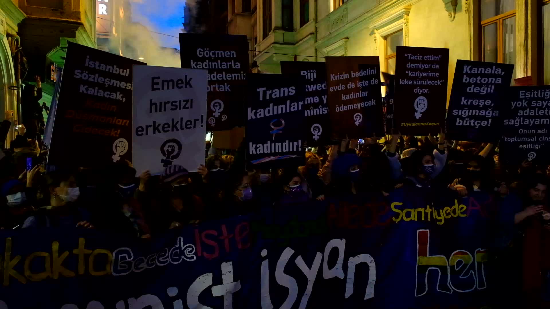 March on International Day of Womens in Istanbul