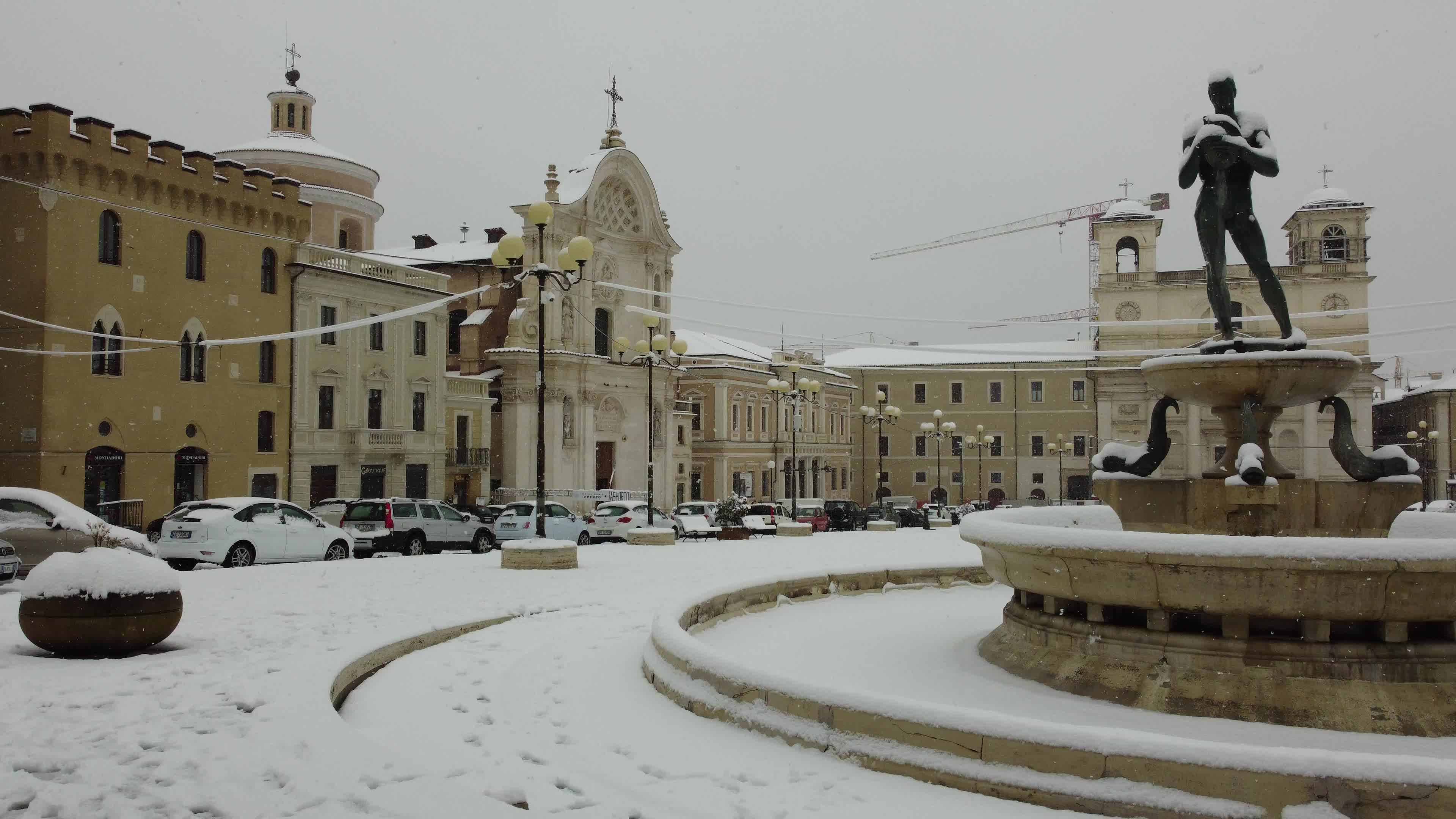 Heavy snowfall in L'Aquila