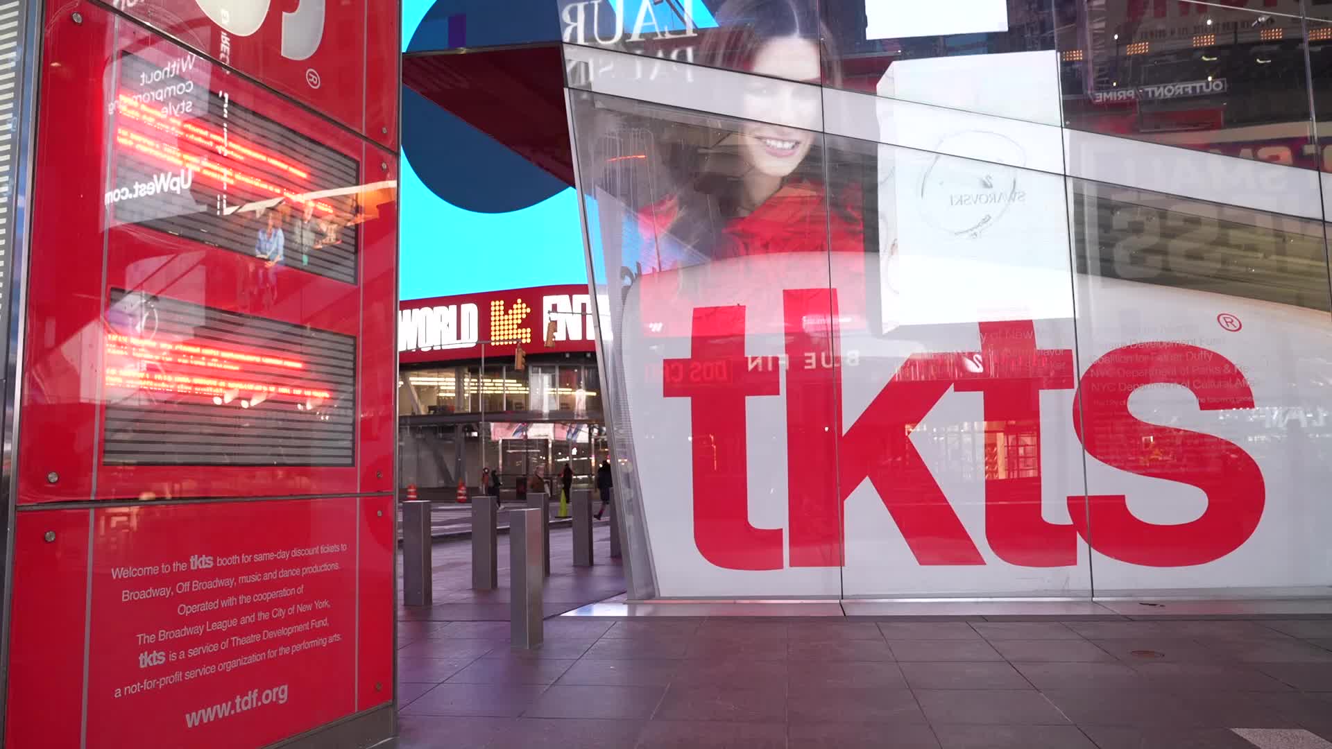 New York aims to reopen Broadwaywith extensive Covid testing