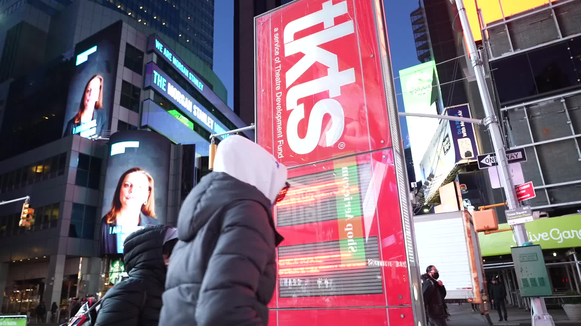 New York aims to reopen Broadwaywith extensive Covid testing