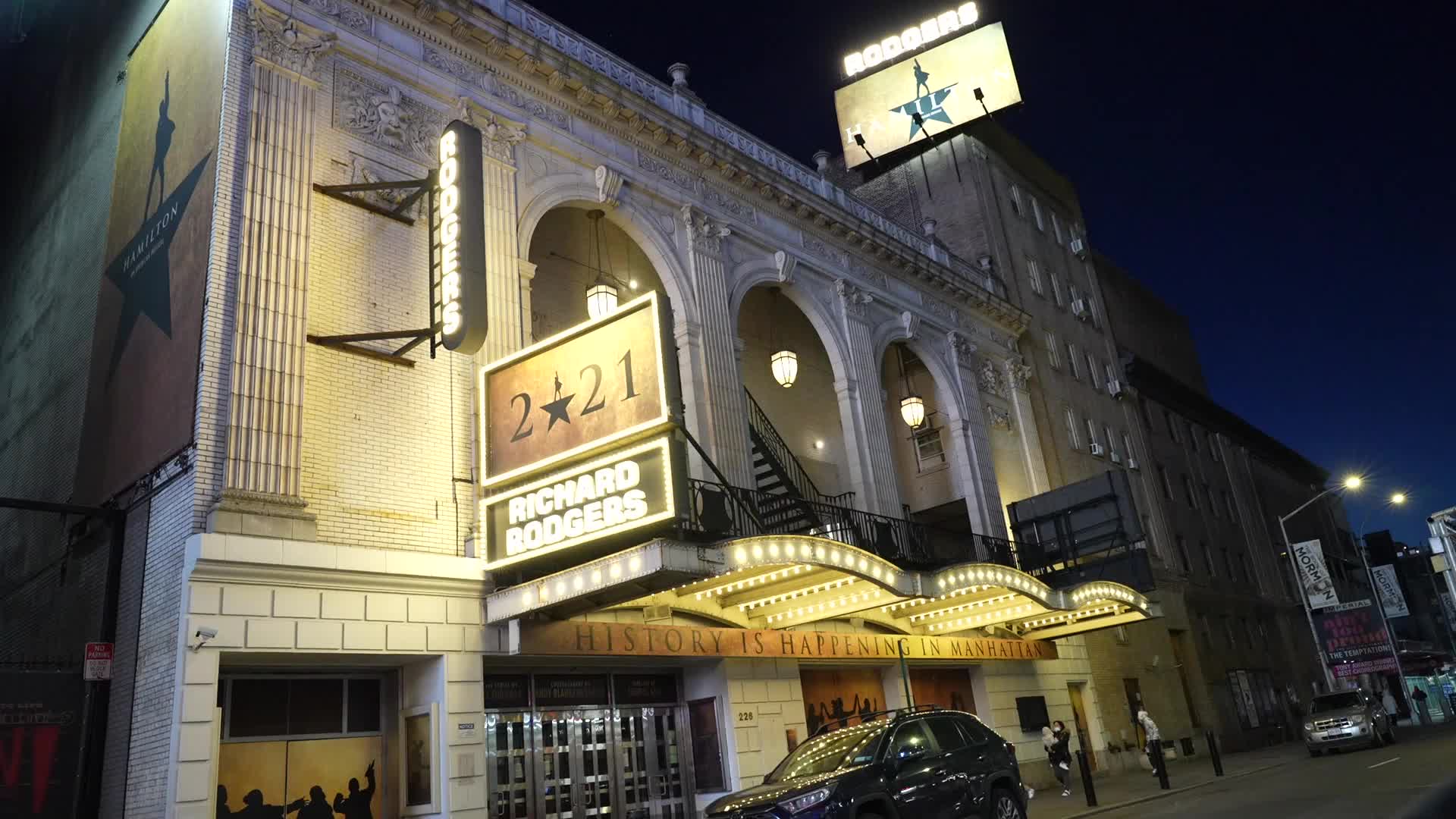 New York aims to reopen Broadwaywith extensive Covid testing