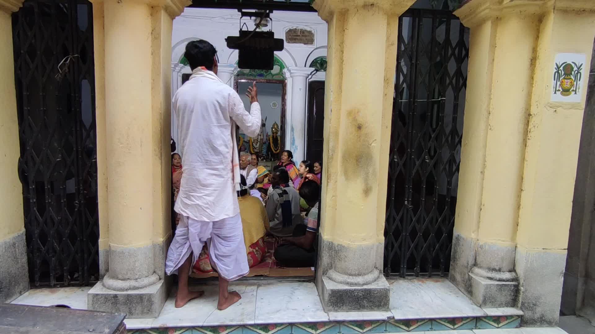 Prayer In Kolkata