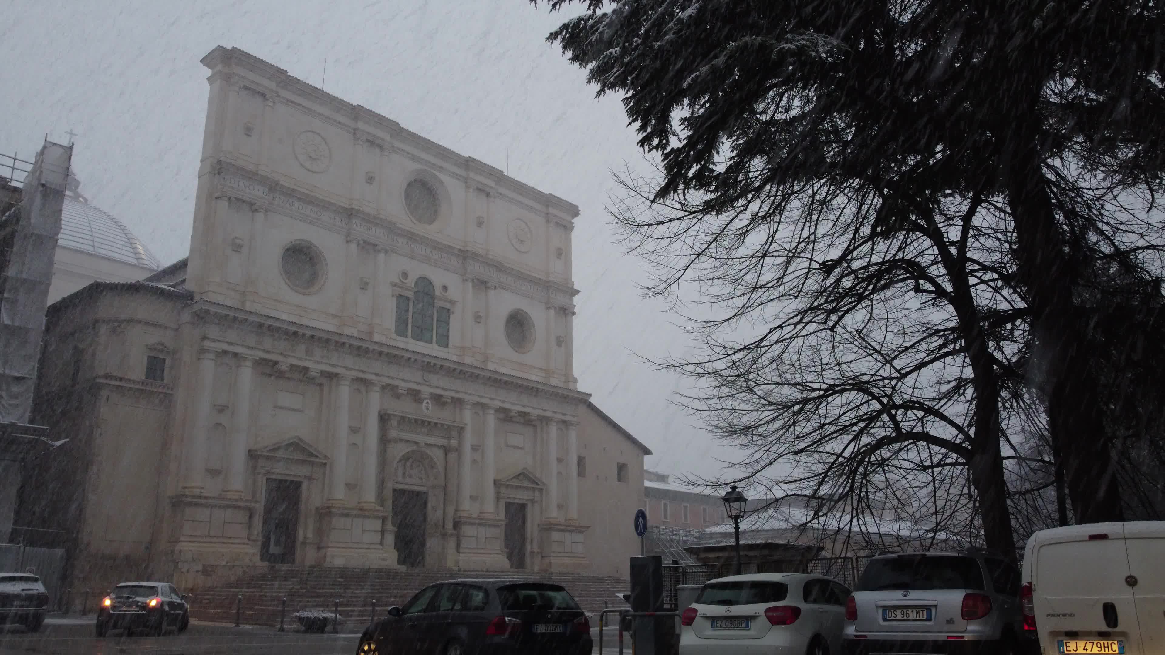Heavy snowfall in L'Aquila