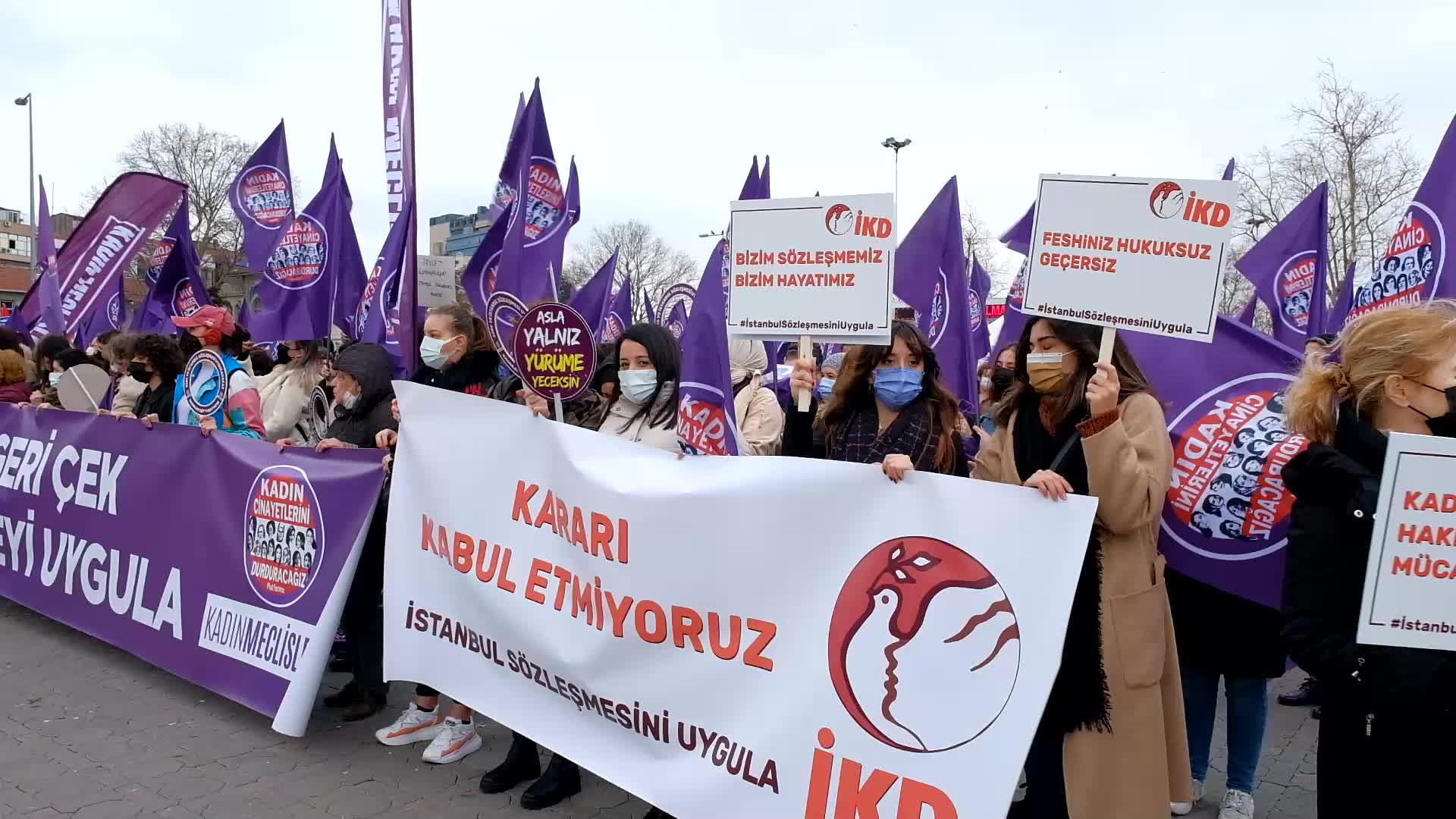 Hundreds of women protest Turkey's withdrawal from Istanbul Convention