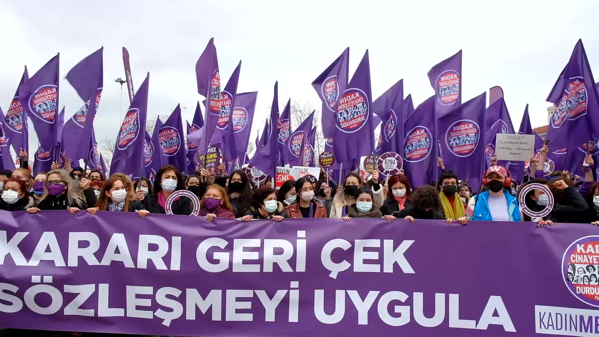 Hundreds of women protest Turkey's withdrawal from Istanbul Convention
