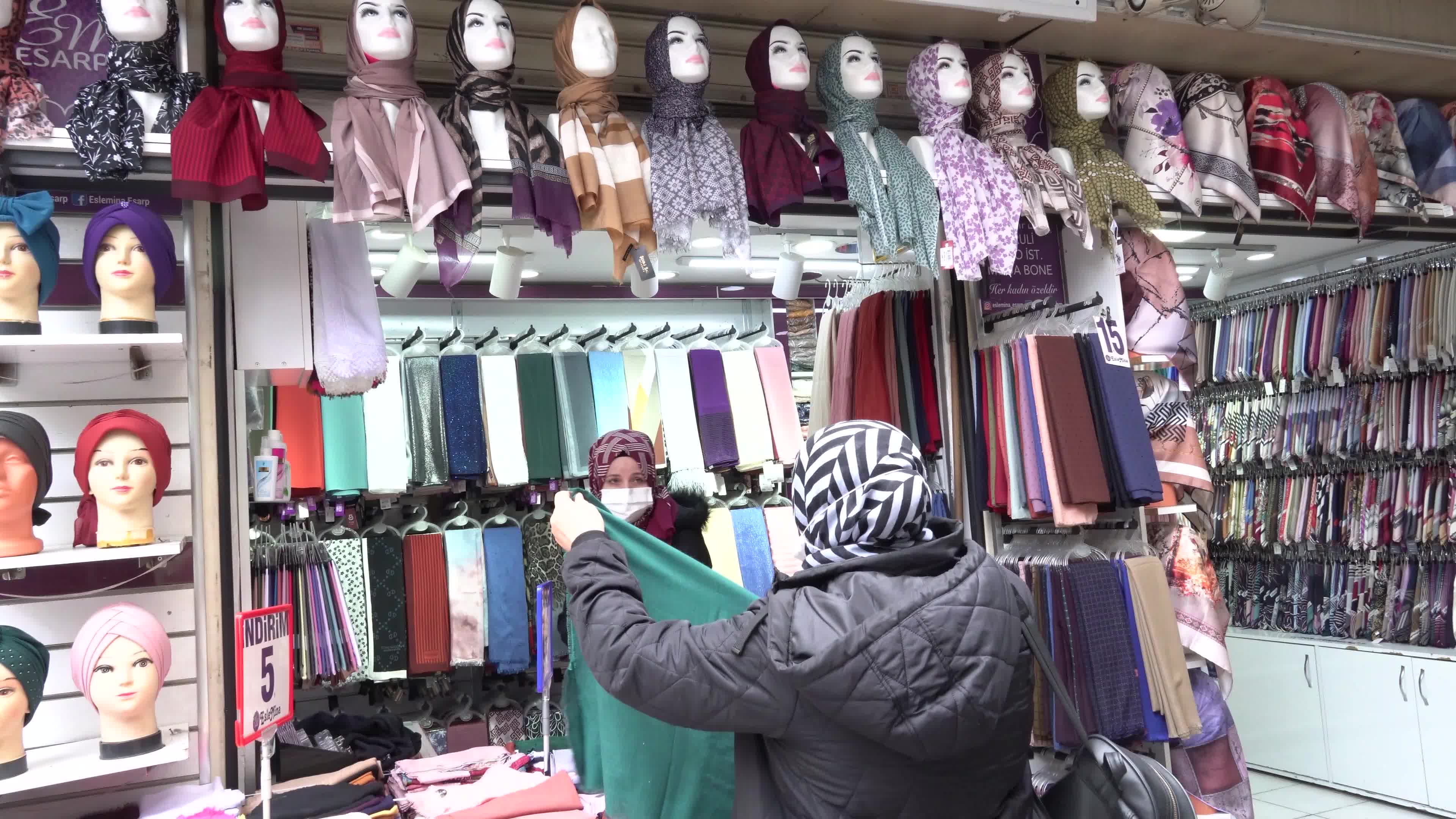 Daily life in Izmir, Turkey amid the Covid-19 outbreak