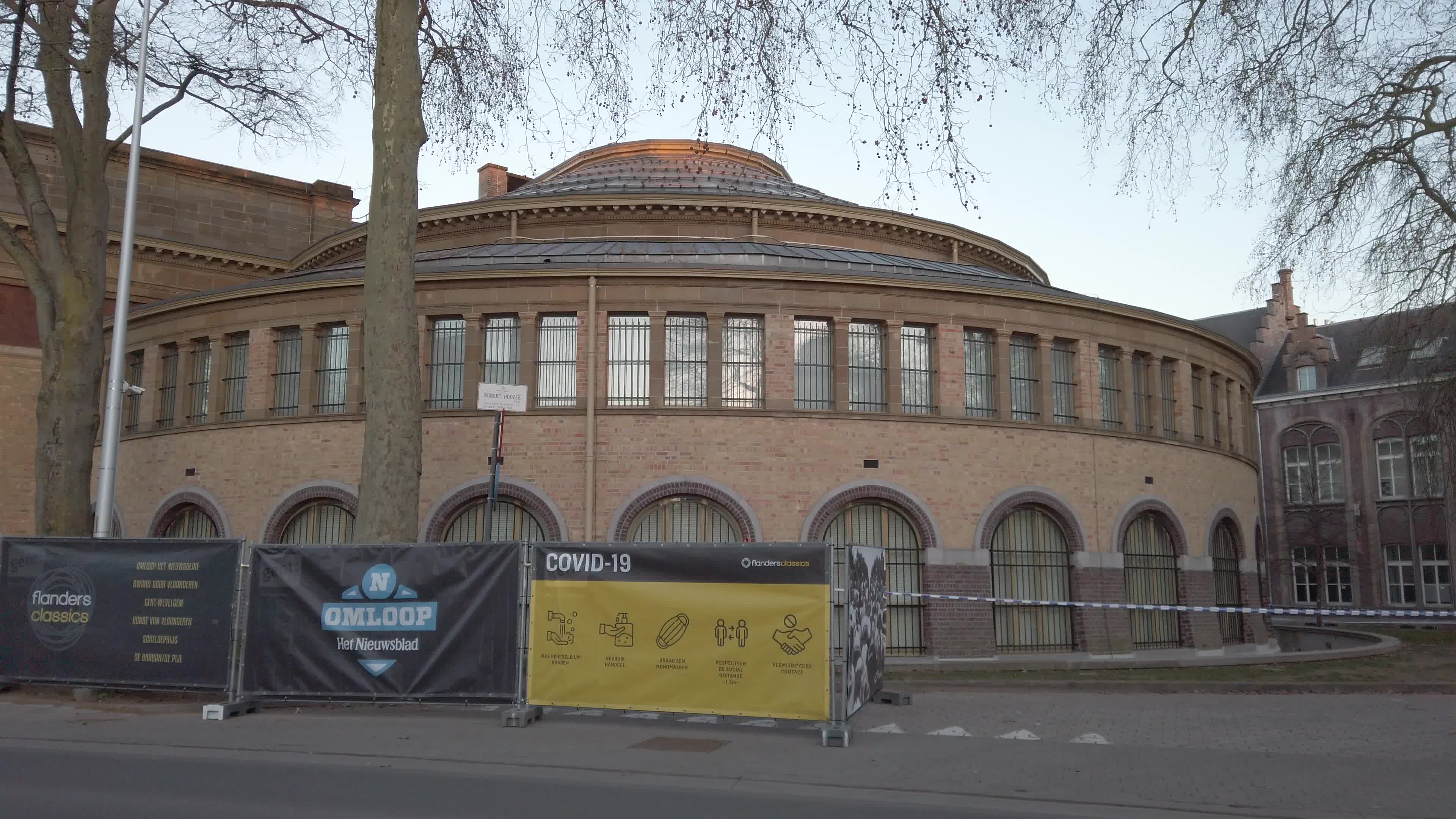 Cycling Flanders Classics race starts with the Omloop Het Nieuwsblad