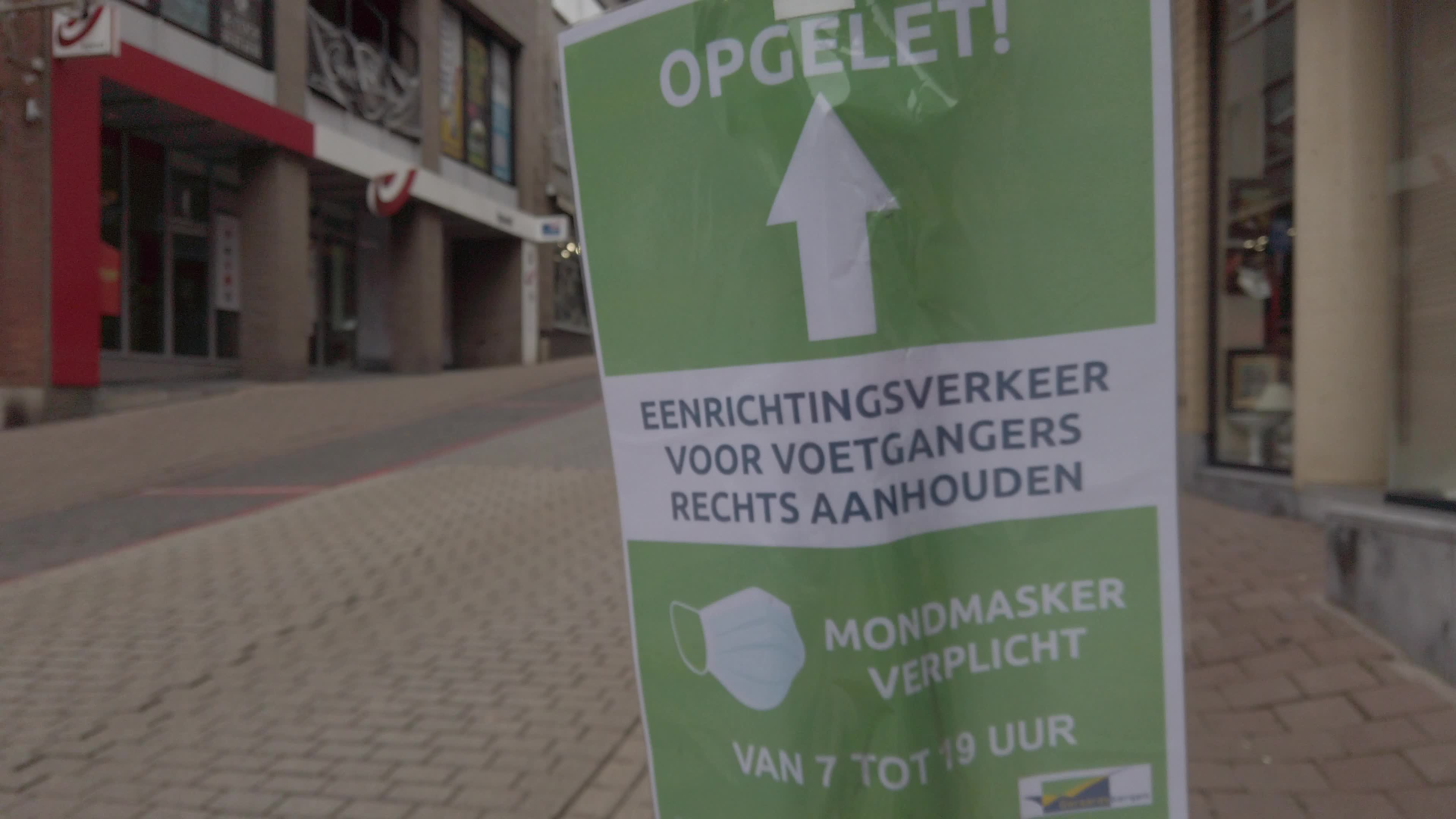 Cycling Flanders Classics race starts with the Omloop Het Nieuwsblad