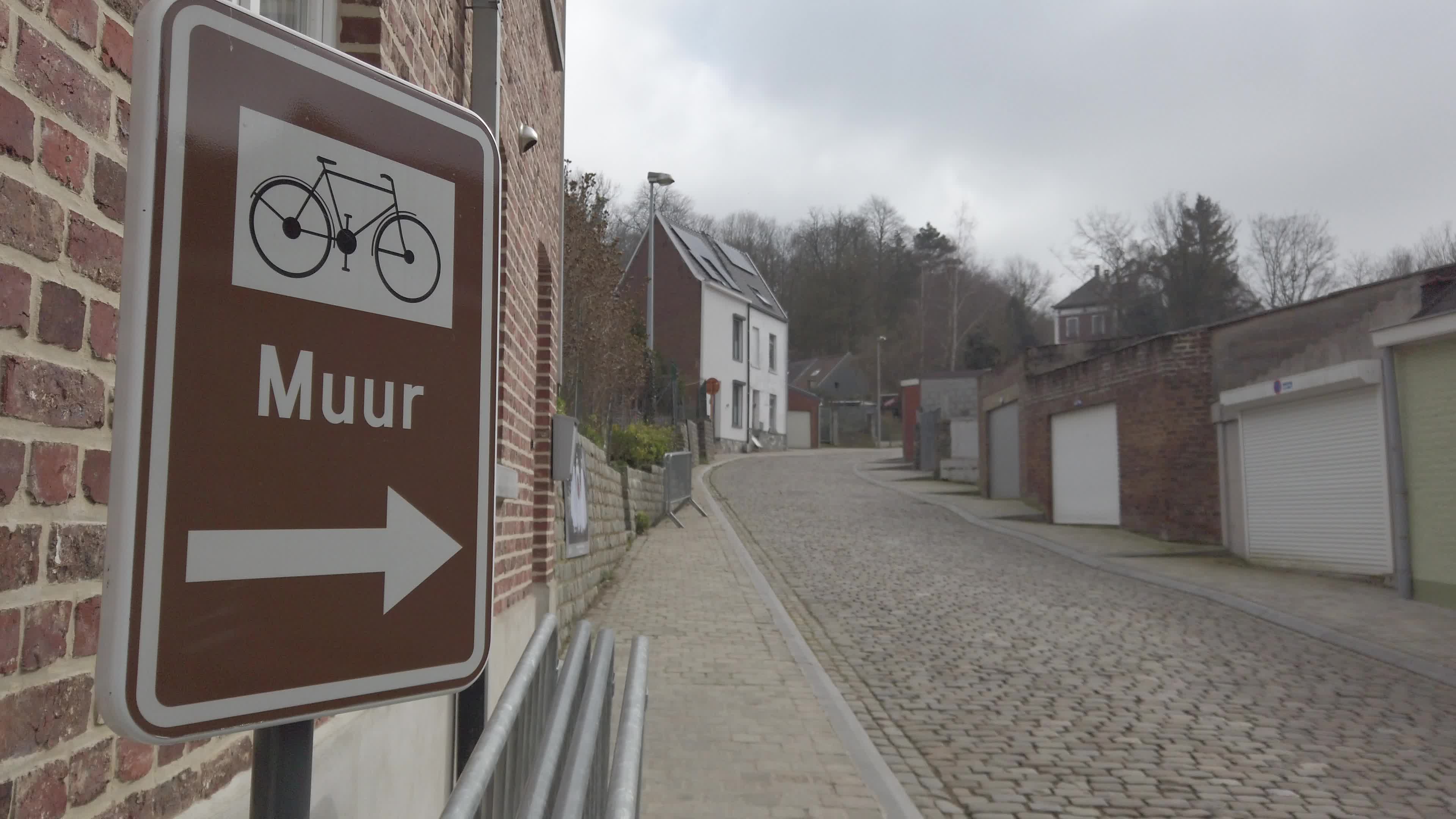 Cycling Flanders Classics race starts with the Omloop Het Nieuwsblad