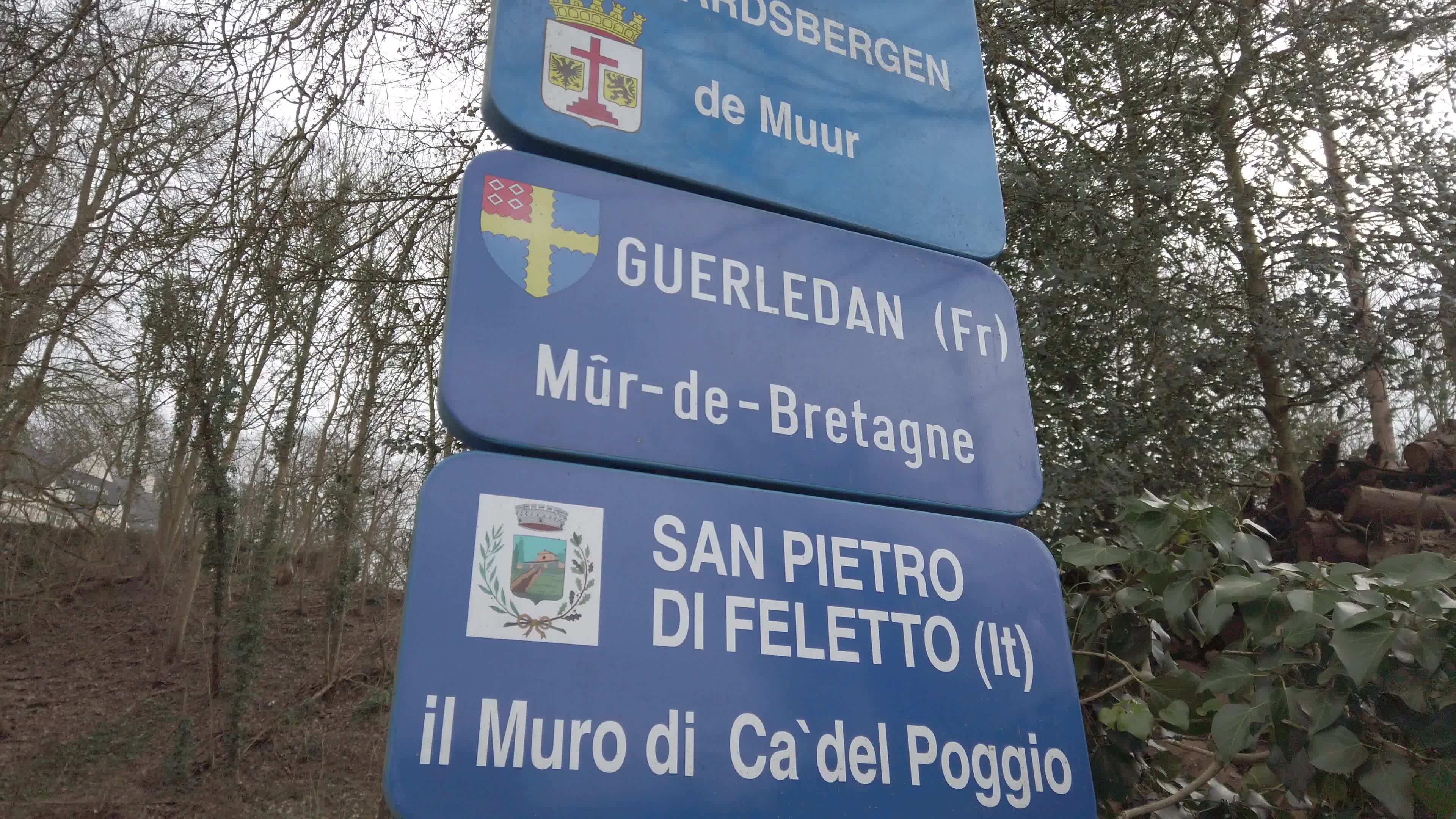 Cycling Flanders Classics race starts with the Omloop Het Nieuwsblad